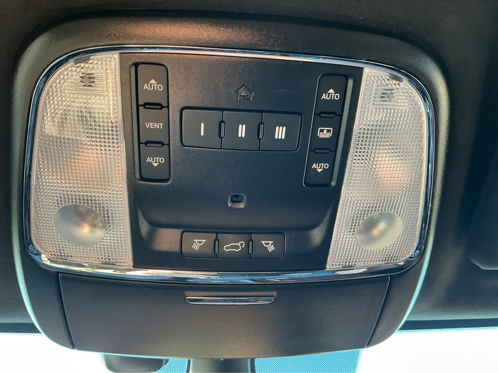 Used Car 2020 Jeep Grand Cherokee  Summit For Sale Under $40,000 In Waco, Texas