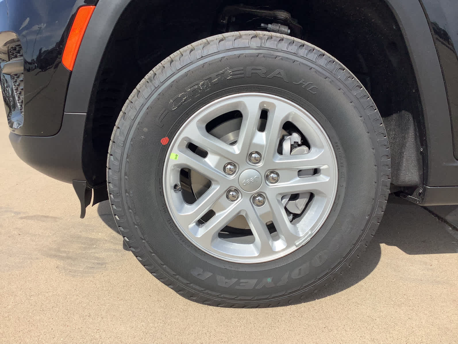 New Car 2025 Jeep Grand Cherokee  Laredo For Sale Under $40,000 In Waco, Texas