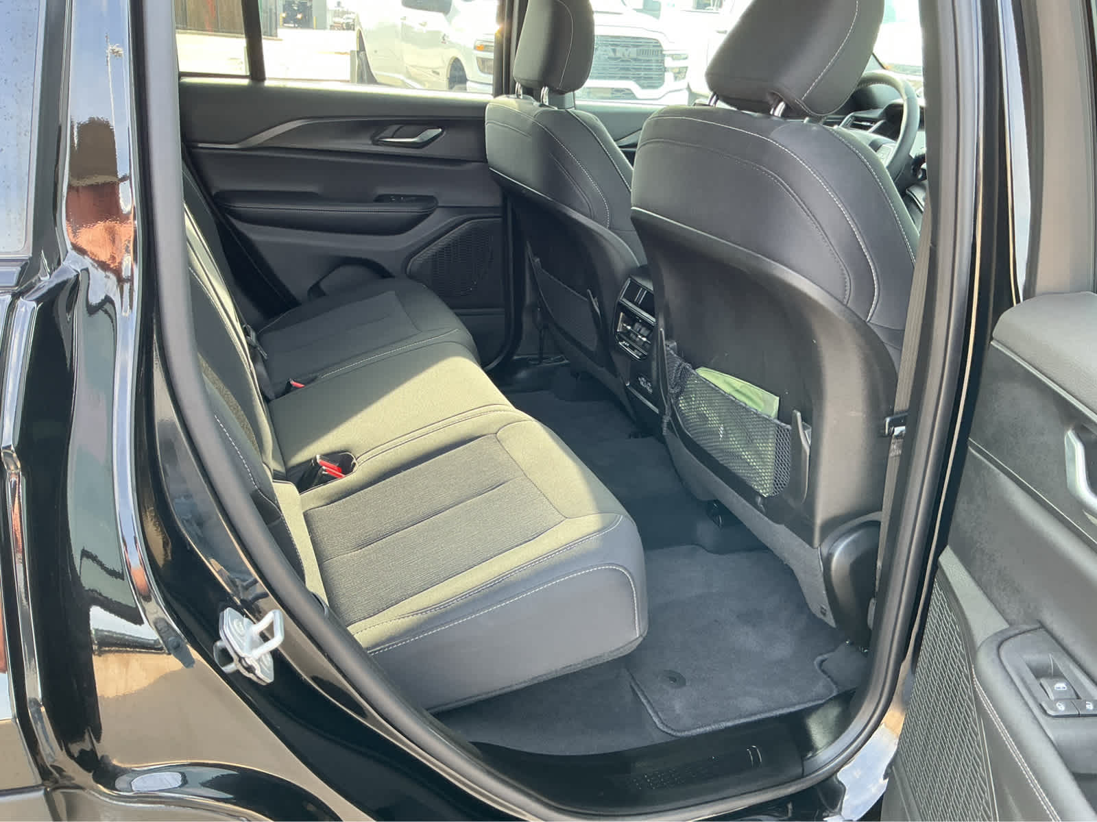 Used Car 2025 Jeep Grand Cherokee  Laredo For Sale Under $40,000 In Waco, Texas