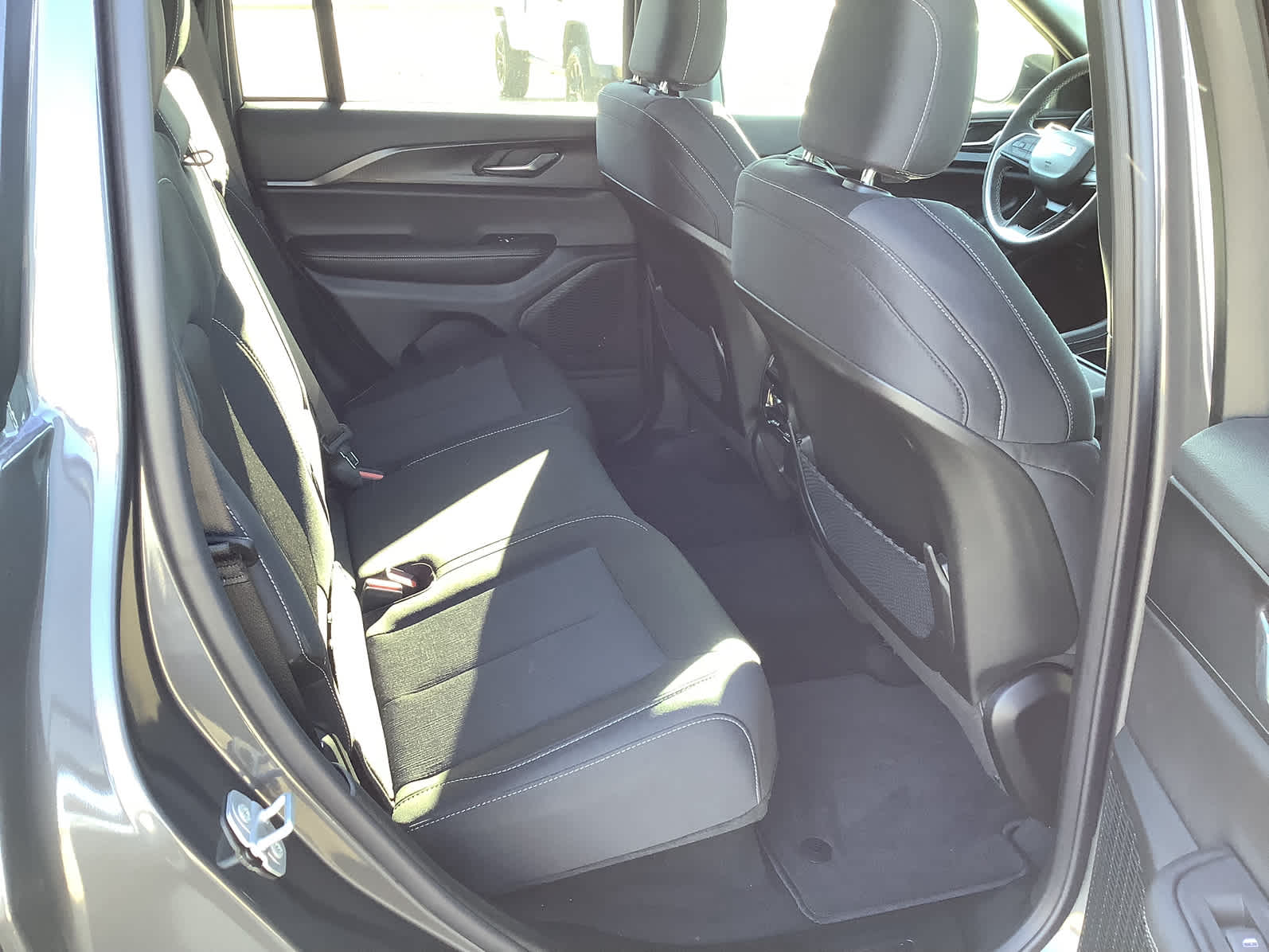 New Car 2025 Jeep Grand Cherokee  Laredo For Sale Under $40,000 In Waco, Texas