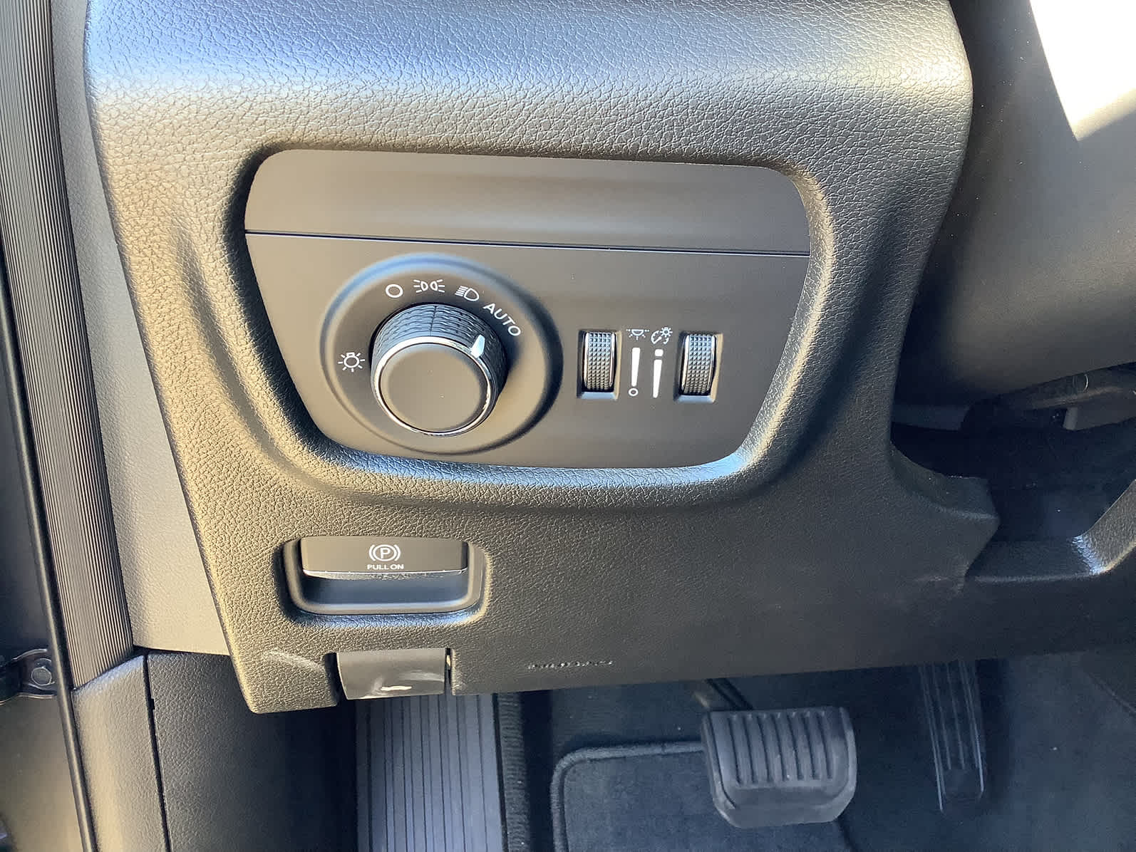 New Car 2025 Jeep Grand Cherokee  Laredo For Sale Under $40,000 In Waco, Texas