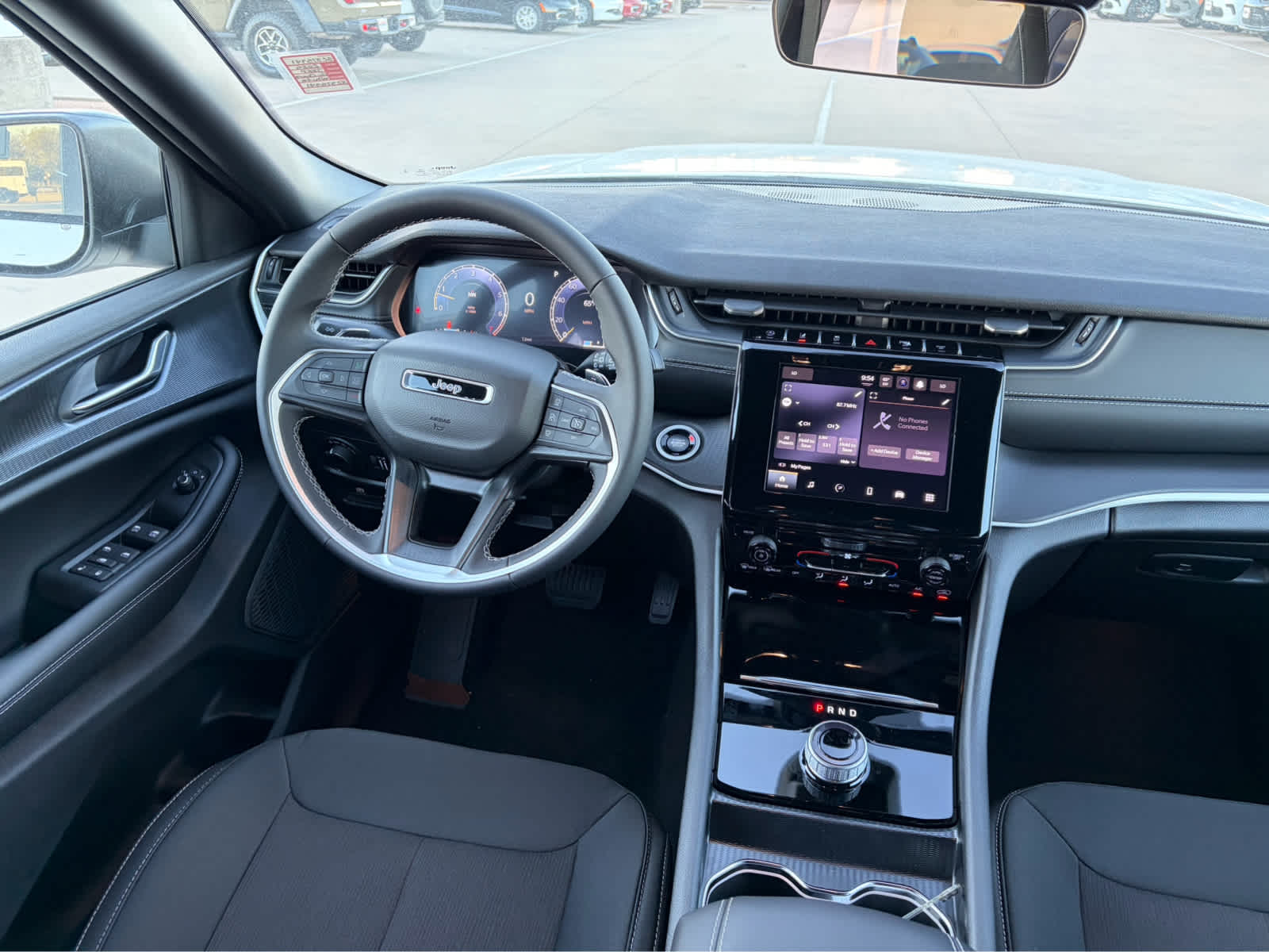 New Car 2025 Jeep Grand Cherokee  Laredo For Sale Under $40,000 In Waco, Texas