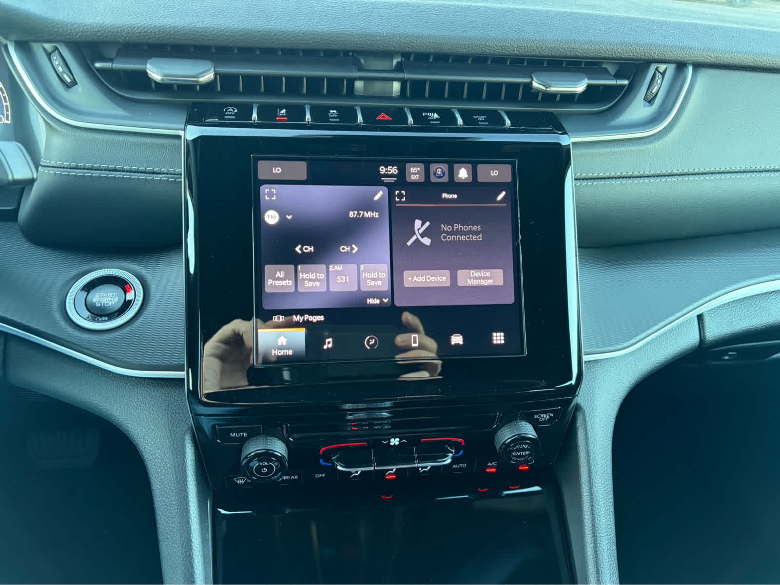 New Car 2025 Jeep Grand Cherokee  Laredo For Sale Under $40,000 In Waco, Texas