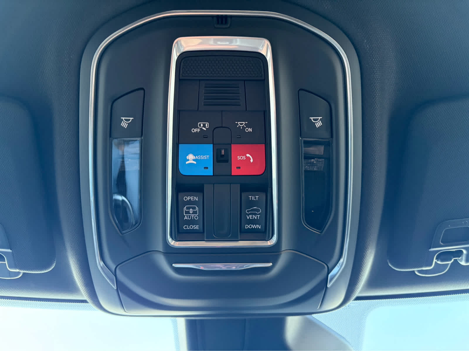 New Car 2025 Jeep Grand Cherokee  Laredo For Sale Under $40,000 In Waco, Texas