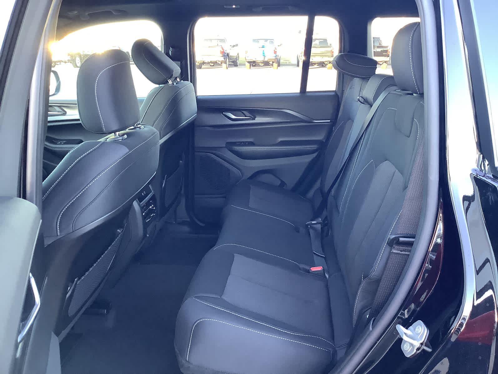 New Car 2025 Jeep Grand Cherokee  Laredo For Sale Under $50,000 In Waco, Texas