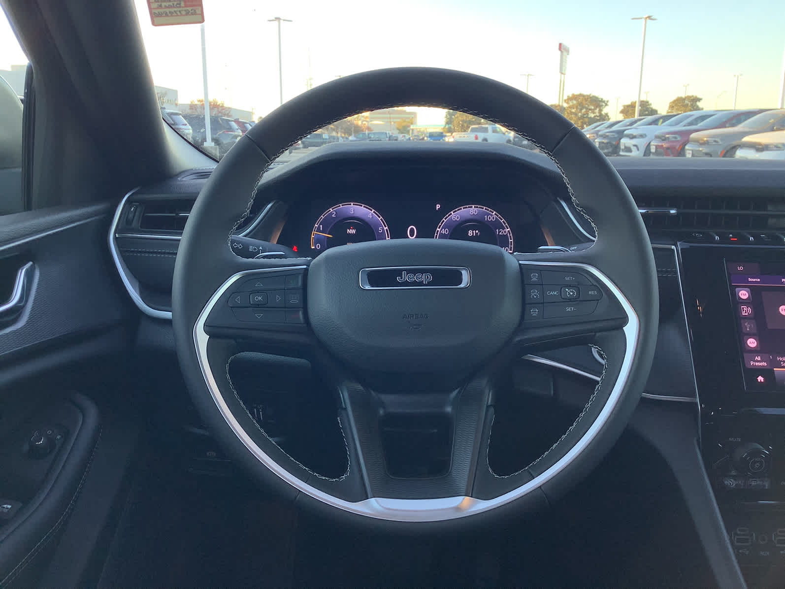 New Car 2025 Jeep Grand Cherokee  Laredo For Sale Under $50,000 In Waco, Texas