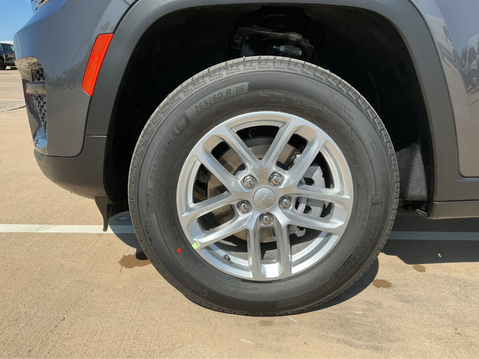 new 2026 Jeep Grand Cherokee car, priced at $43,305