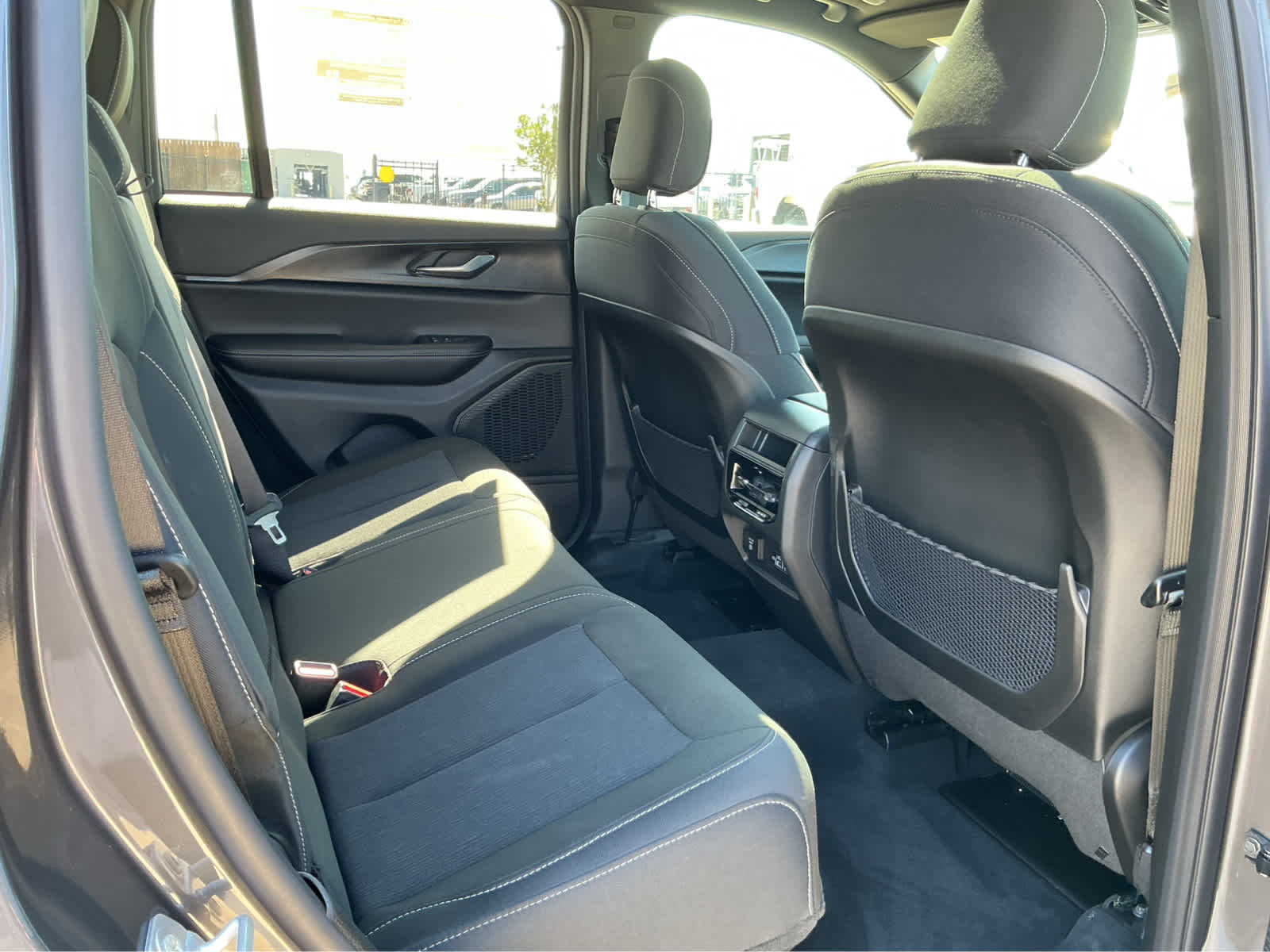 new 2026 Jeep Grand Cherokee car, priced at $43,305