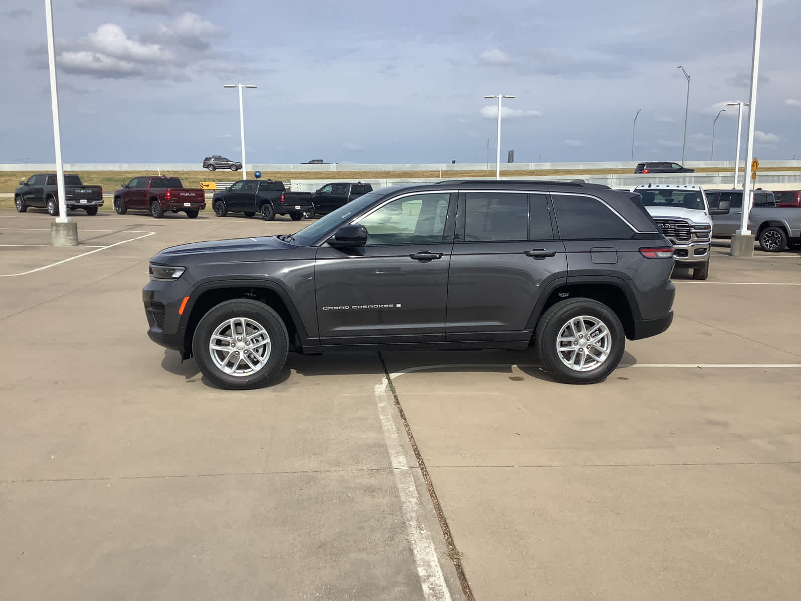 New Car 2025 Jeep Grand Cherokee  Laredo X For Sale Under $50,000 In Waco, Texas