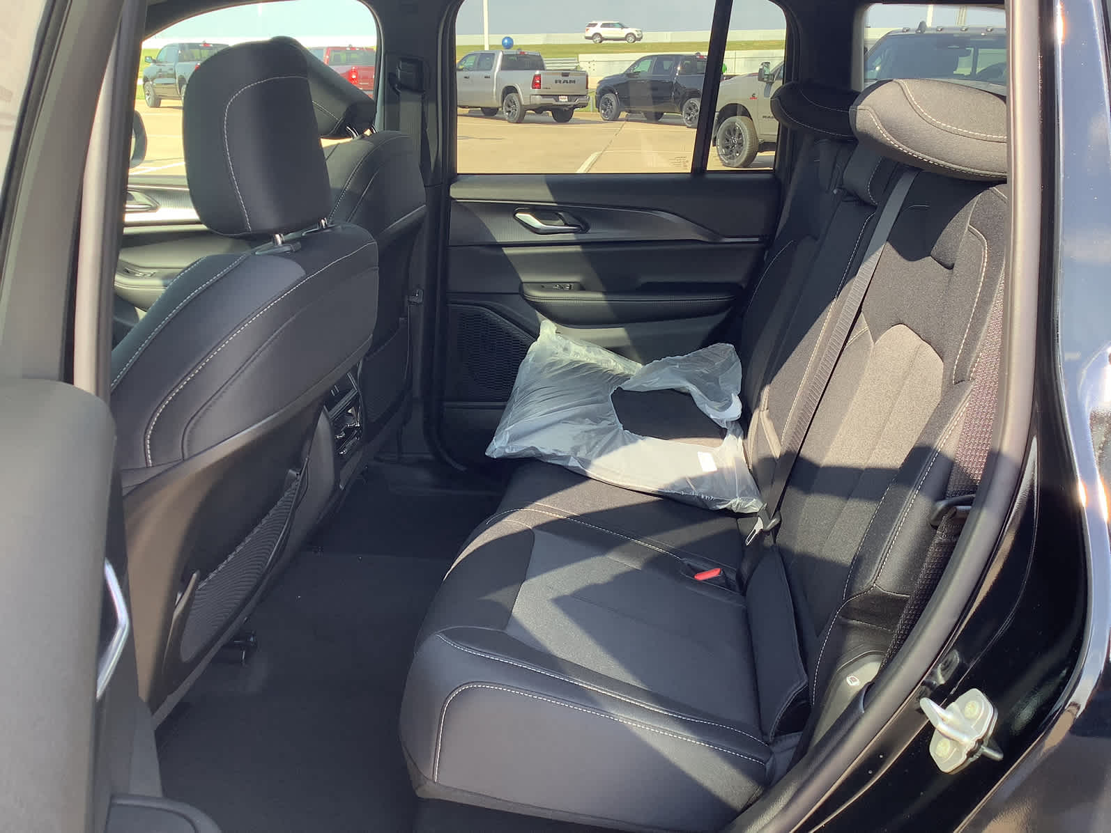 New Car 2025 Jeep Grand Cherokee  Laredo For Sale In Waco, Texas