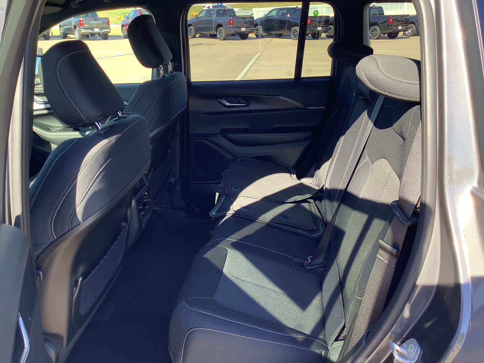 New Car 2025 Jeep Grand Cherokee  Laredo For Sale Under $40,000 In Waco, Texas