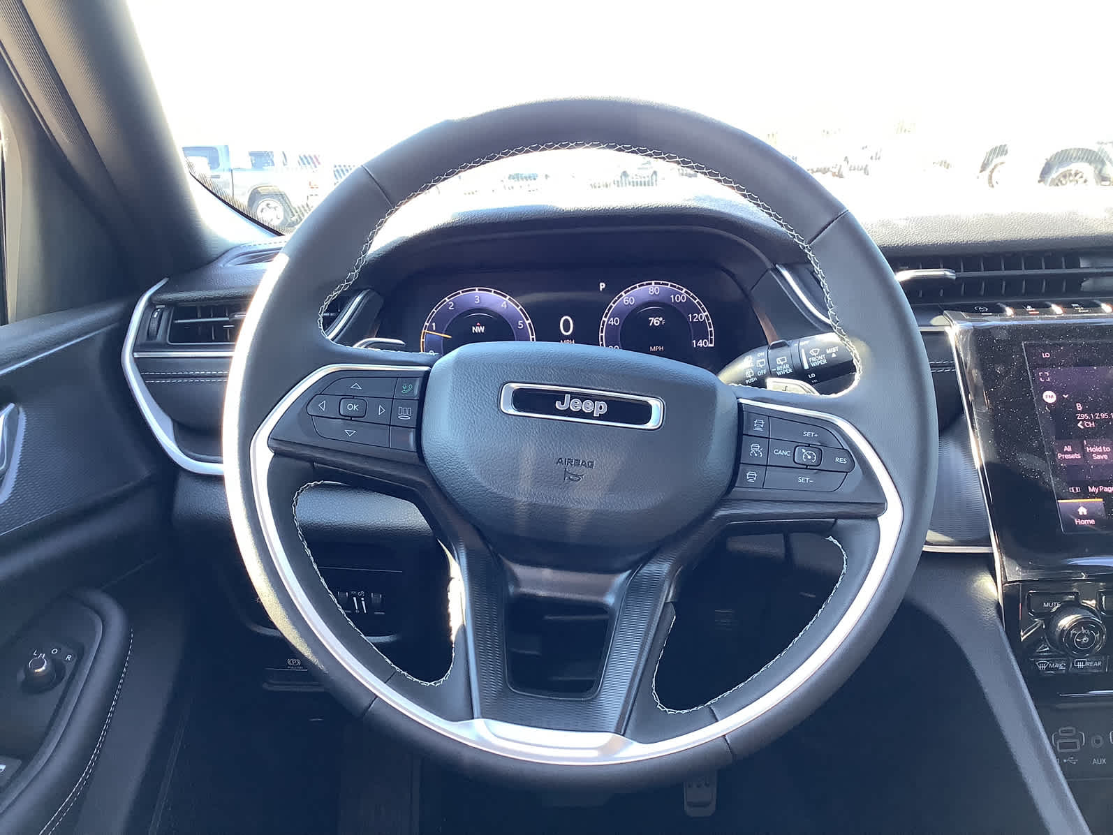New Car 2025 Jeep Grand Cherokee  Laredo For Sale Under $40,000 In Waco, Texas