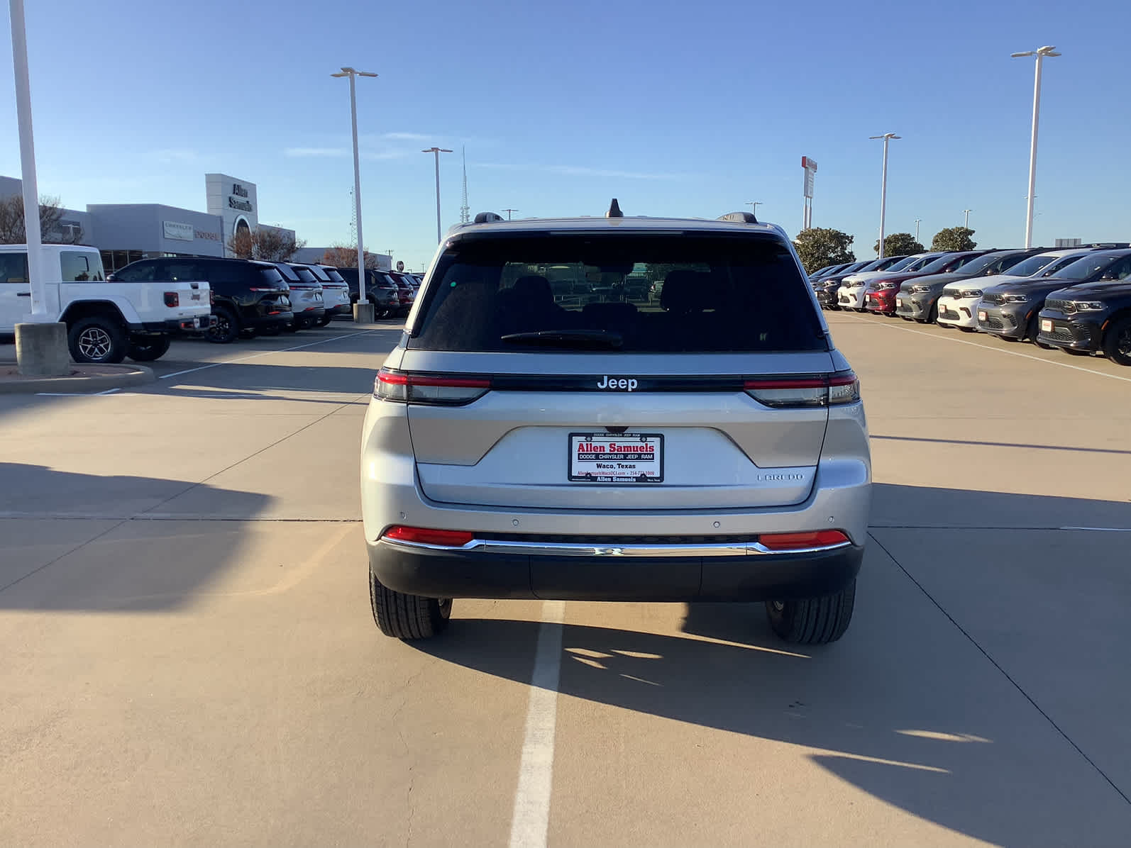 New Car 2025 Jeep Grand Cherokee  Laredo X For Sale Under $50,000 In Waco, Texas