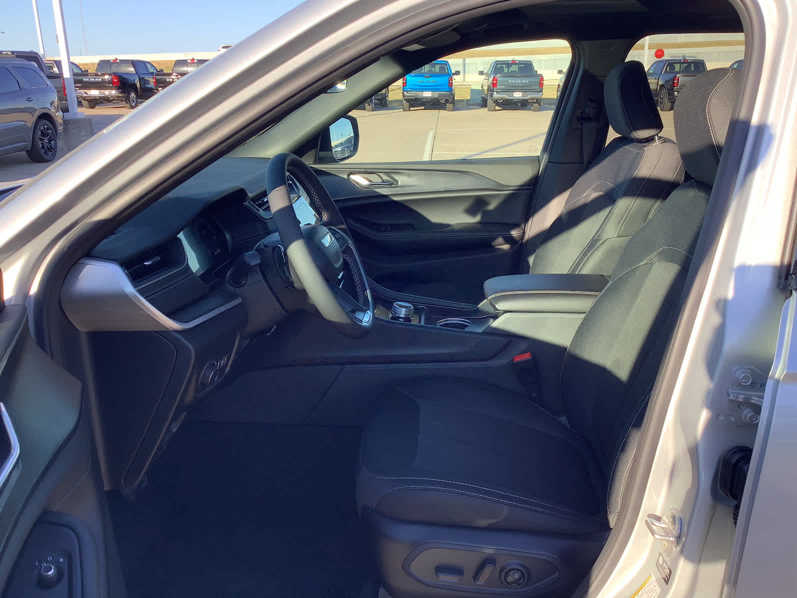 New Car 2025 Jeep Grand Cherokee  Laredo X For Sale Under $50,000 In Waco, Texas