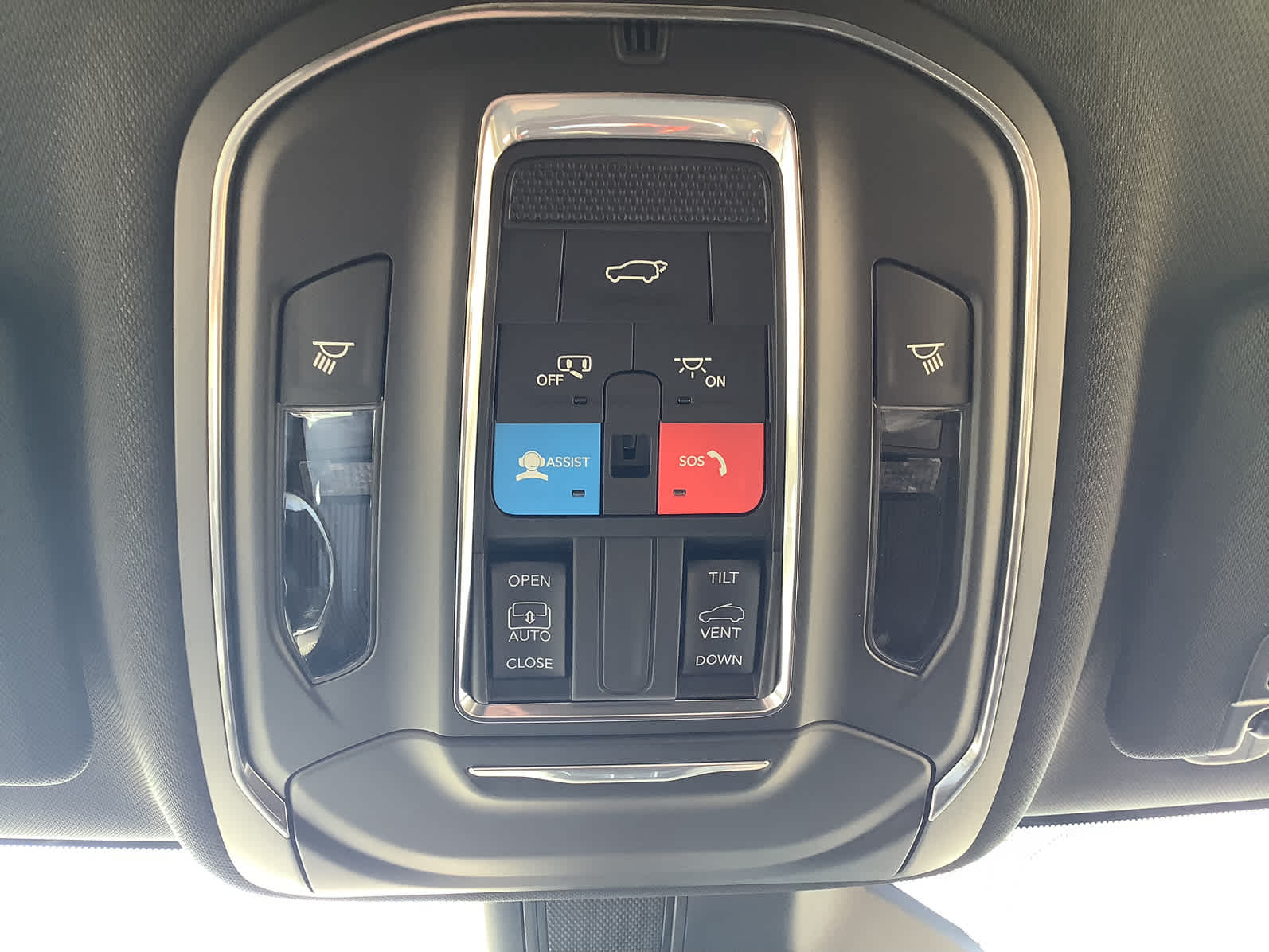 New Car 2025 Jeep Grand Cherokee  Laredo For Sale In Waco, Texas