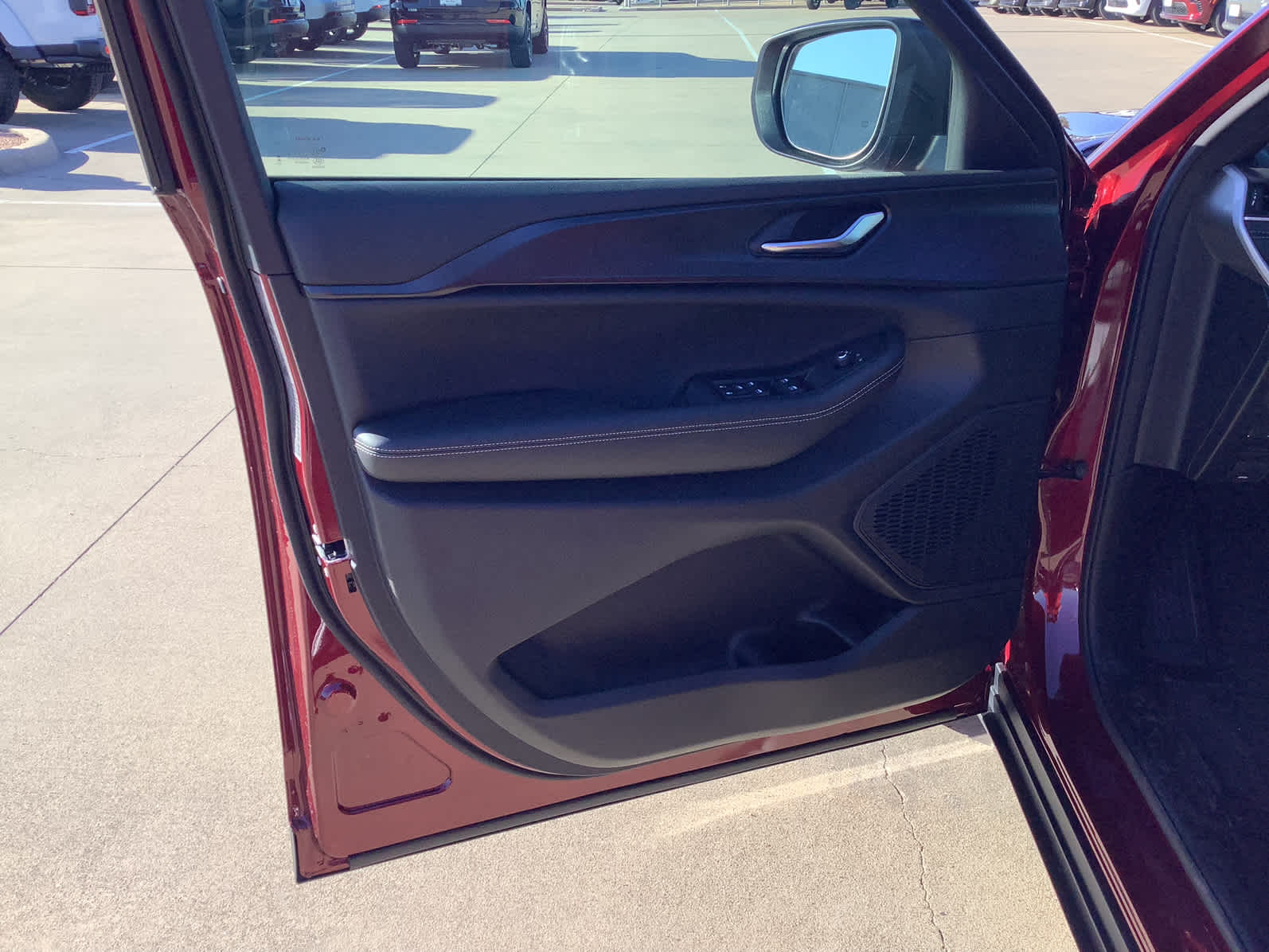 New Car 2025 Jeep Grand Cherokee  Laredo X For Sale Under $50,000 In Waco, Texas