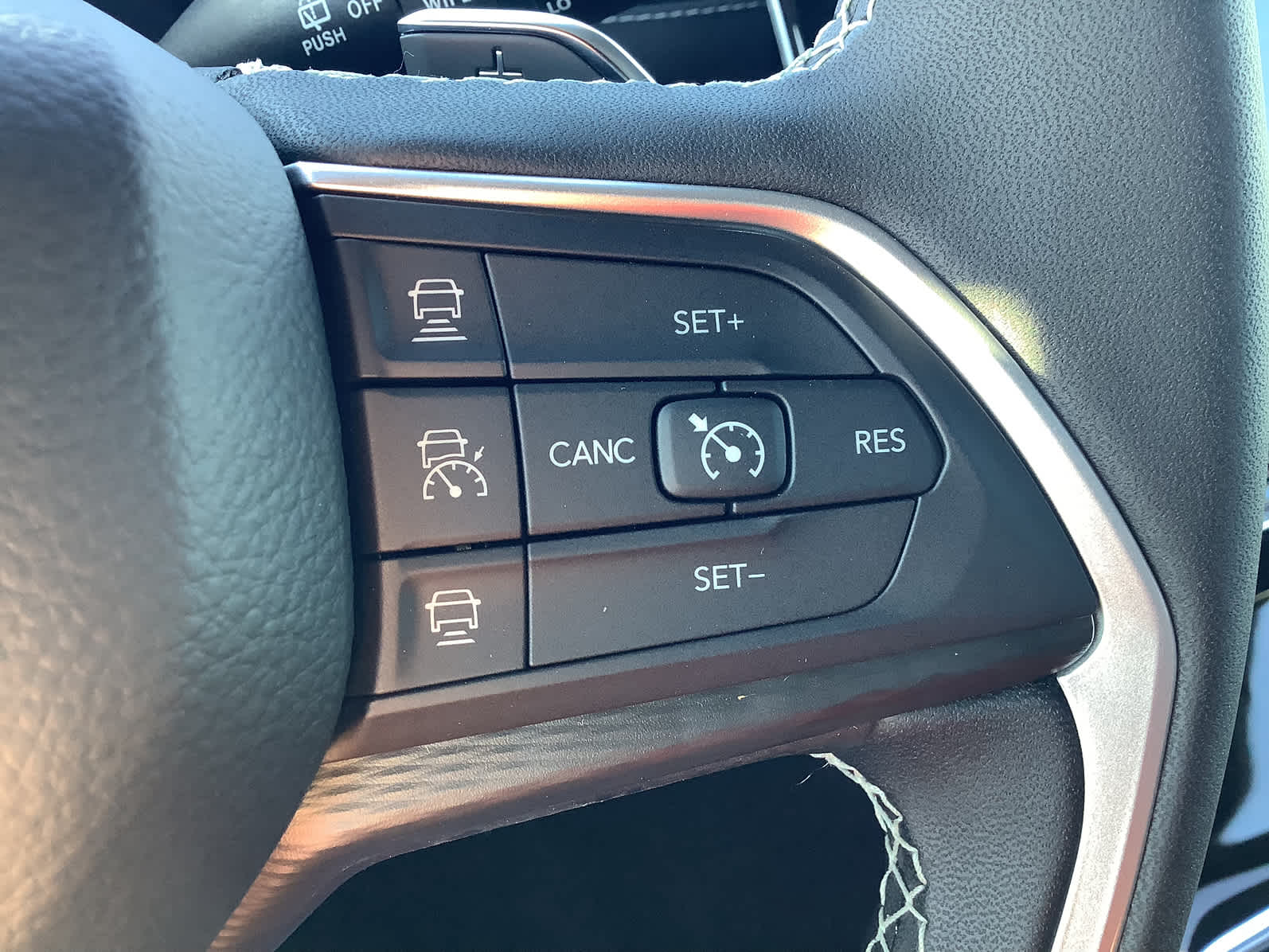 New Car 2025 Jeep Grand Cherokee  Laredo X For Sale Under $50,000 In Waco, Texas