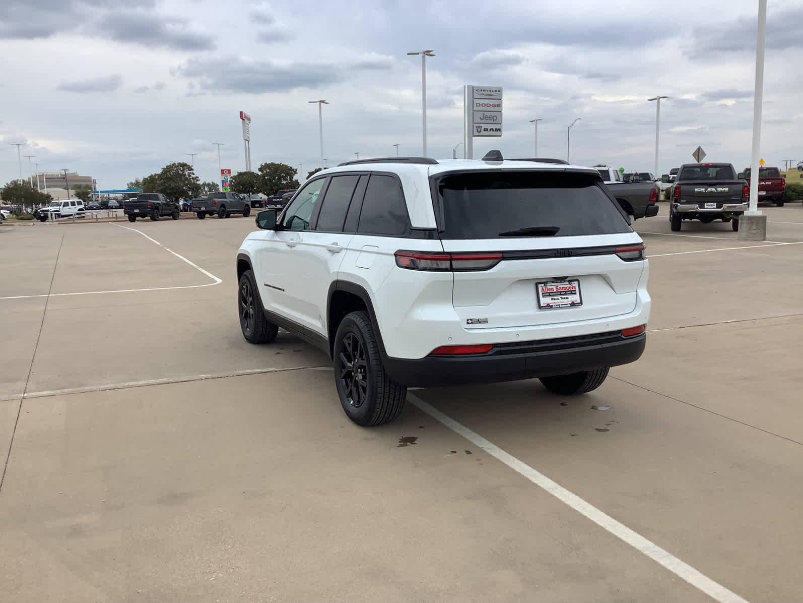 New Car 2025 Jeep Grand Cherokee  Altitude X For Sale Under $50,000 In Waco, Texas