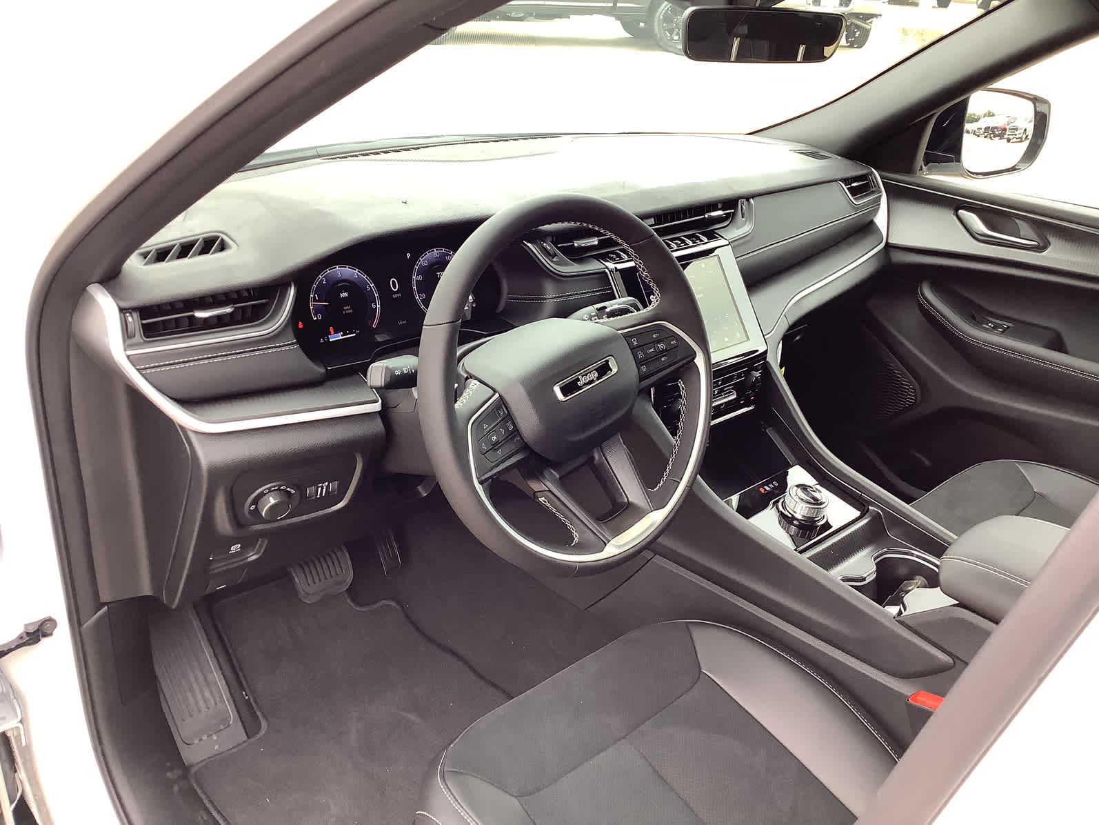 New Car 2025 Jeep Grand Cherokee  Altitude X For Sale Under $50,000 In Waco, Texas