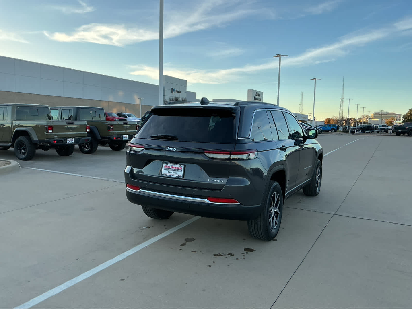 New Car 2025 Jeep Grand Cherokee  Limited For Sale Under $50,000 In Waco, Texas