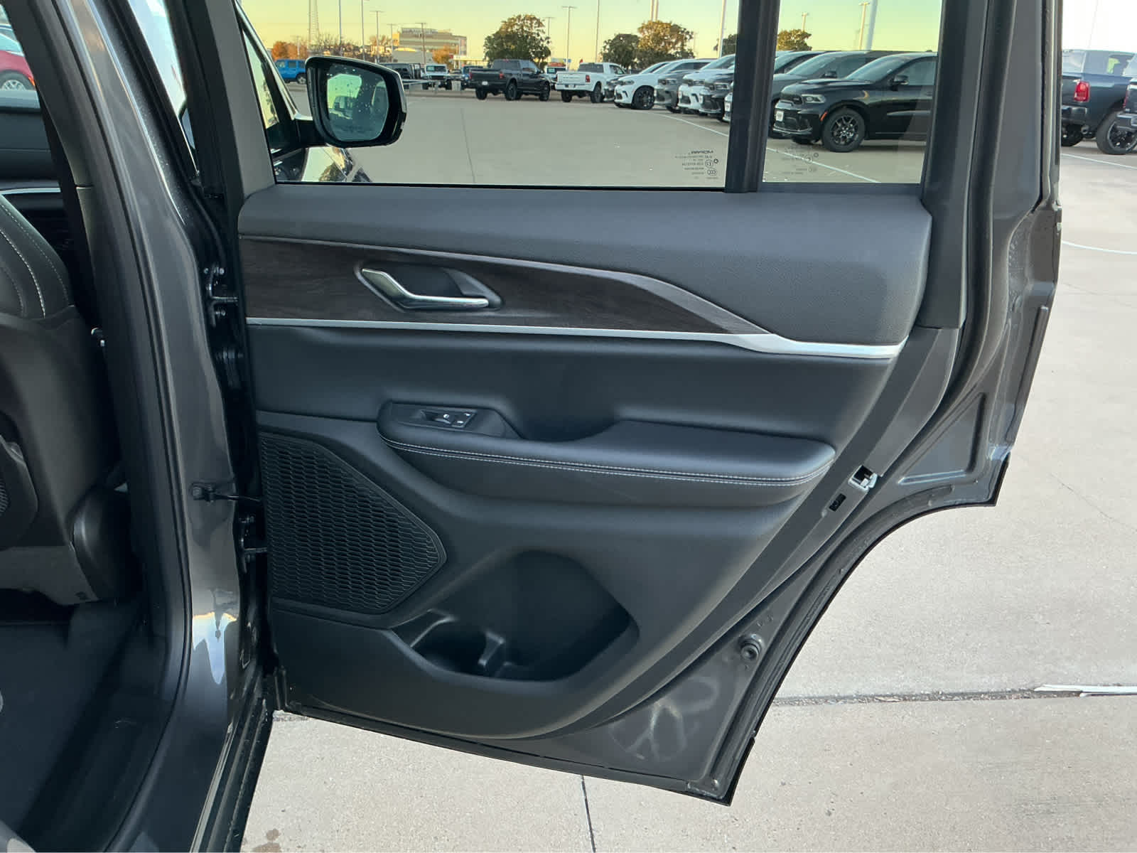 New Car 2025 Jeep Grand Cherokee  Limited For Sale Under $50,000 In Waco, Texas