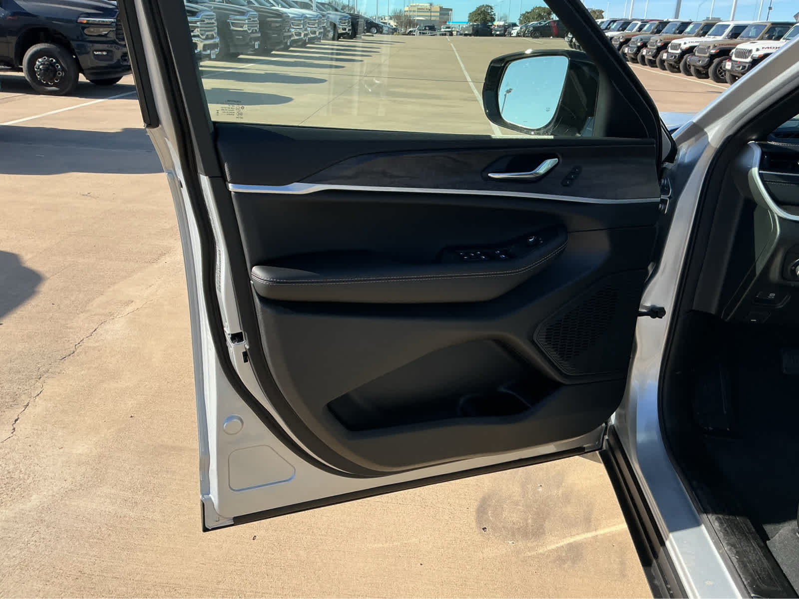 New Car 2025 Jeep Grand Cherokee  Limited For Sale Under $50,000 In Waco, Texas