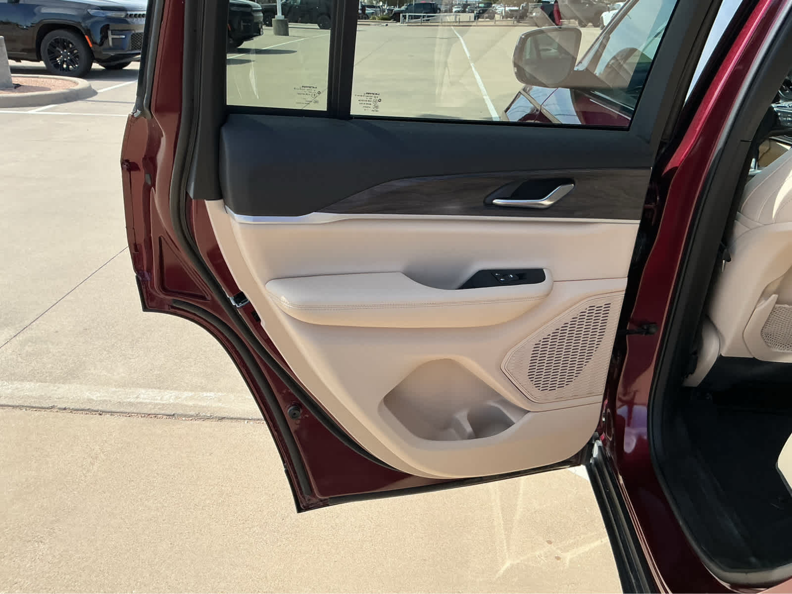 Used Car 2025 Jeep Grand Cherokee  Limited For Sale Under $40,000 In Waco, Texas