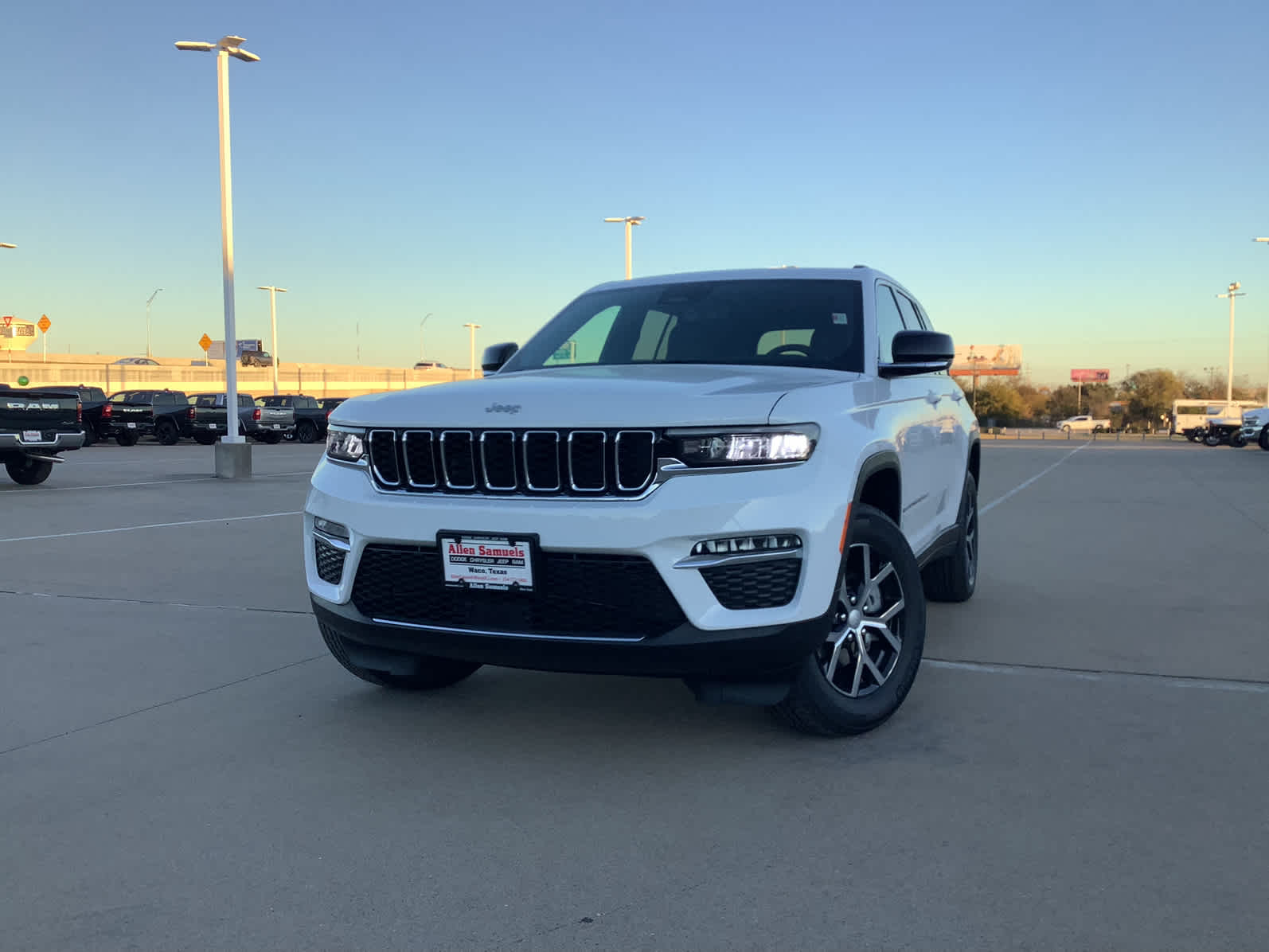 New Car 2025 Jeep Grand Cherokee  Limited For Sale Under $50,000 In Waco, Texas