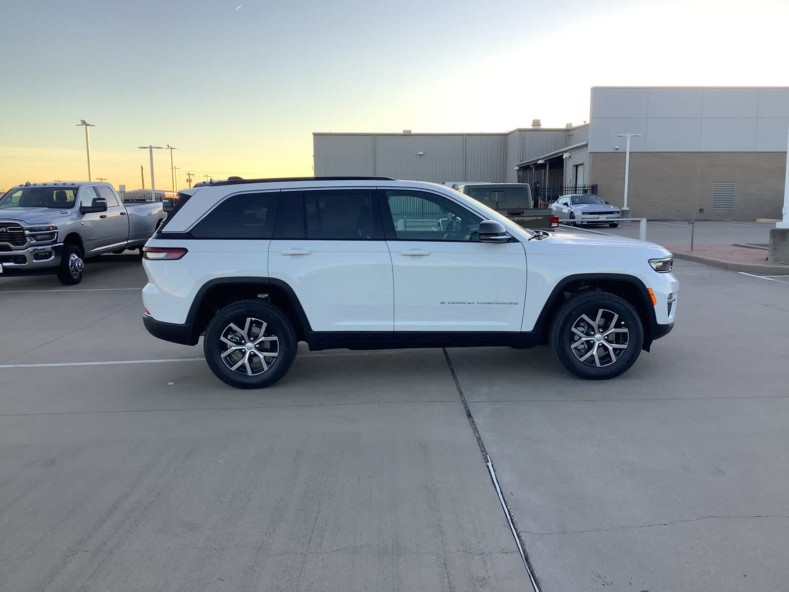 New Car 2025 Jeep Grand Cherokee  Limited For Sale Under $50,000 In Waco, Texas