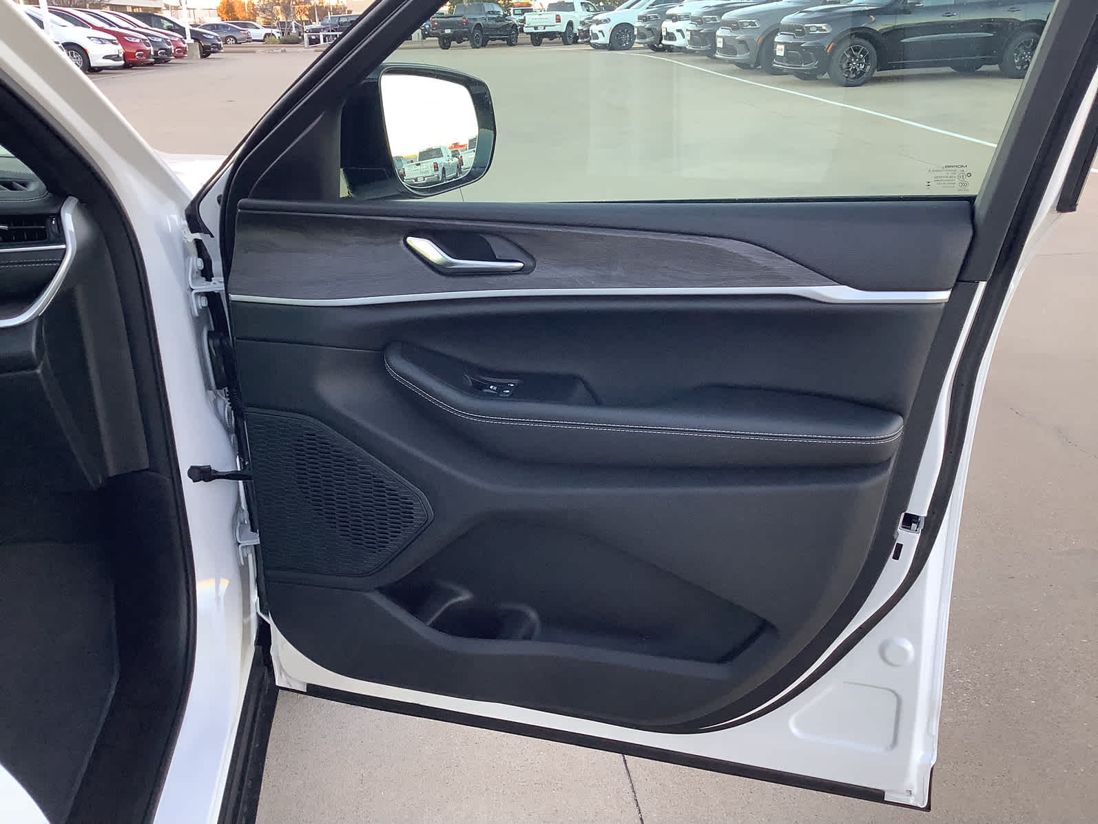 New Car 2025 Jeep Grand Cherokee  Limited For Sale Under $50,000 In Waco, Texas