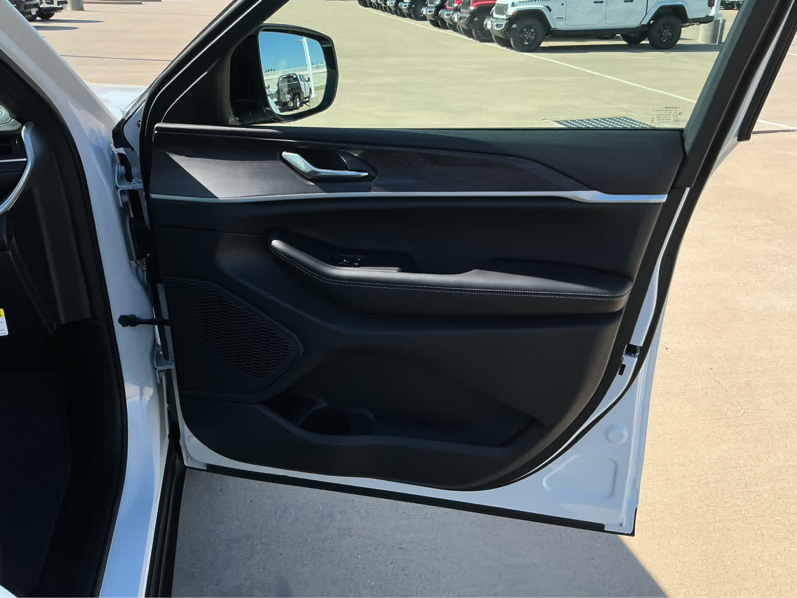 New Car 2025 Jeep Grand Cherokee  Limited For Sale Under $50,000 In Waco, Texas