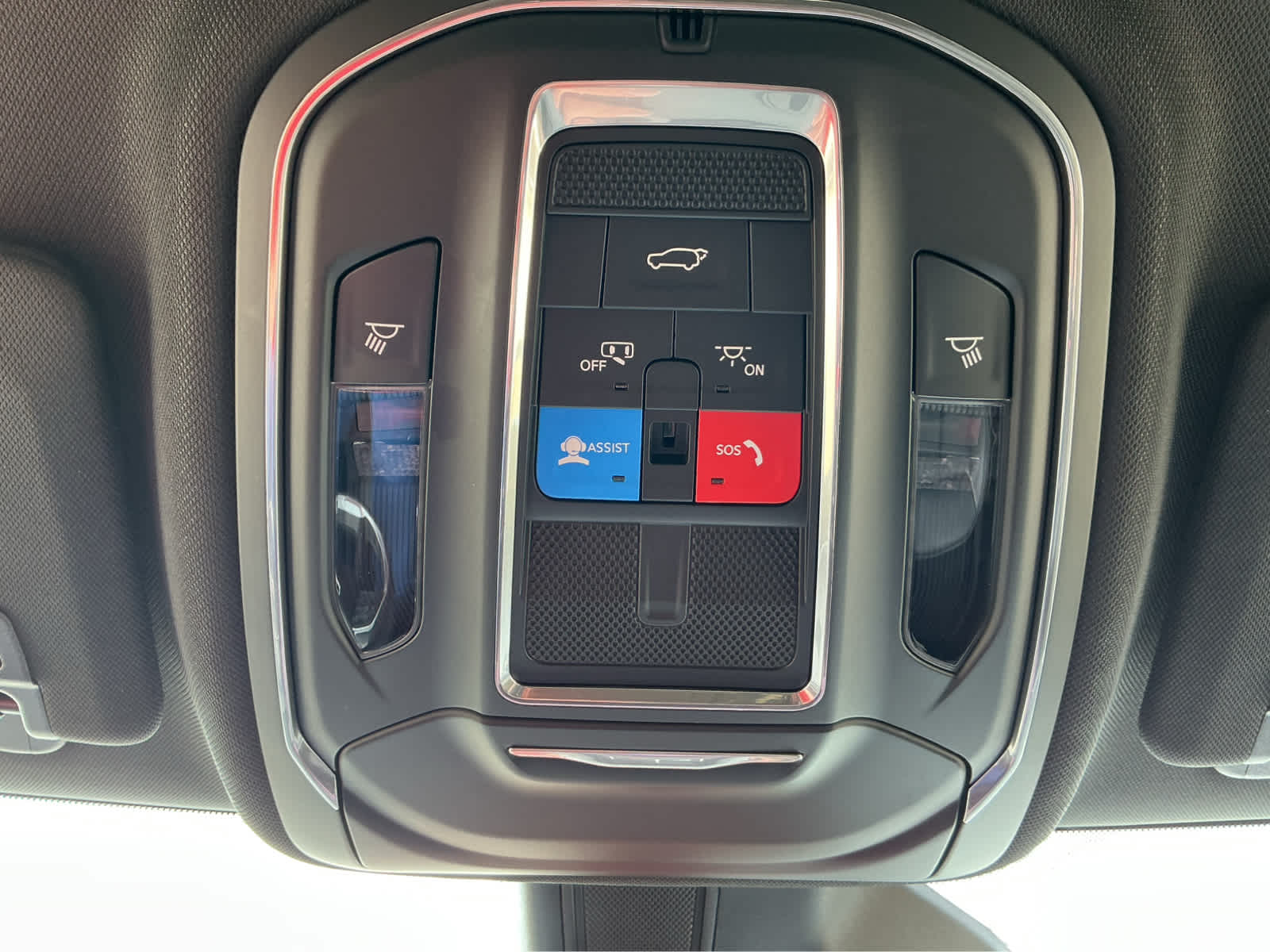 new 2026 Jeep Grand Cherokee car, priced at $42,785