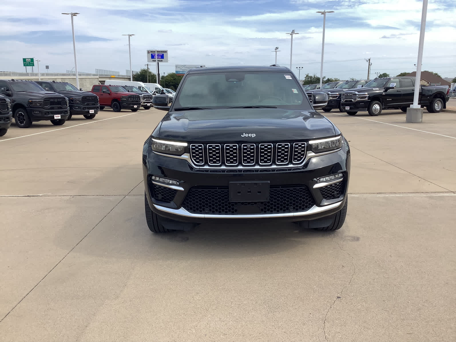Used Car 2023 Jeep Grand Cherokee  Summit For Sale Under $50,000 In Waco, Texas