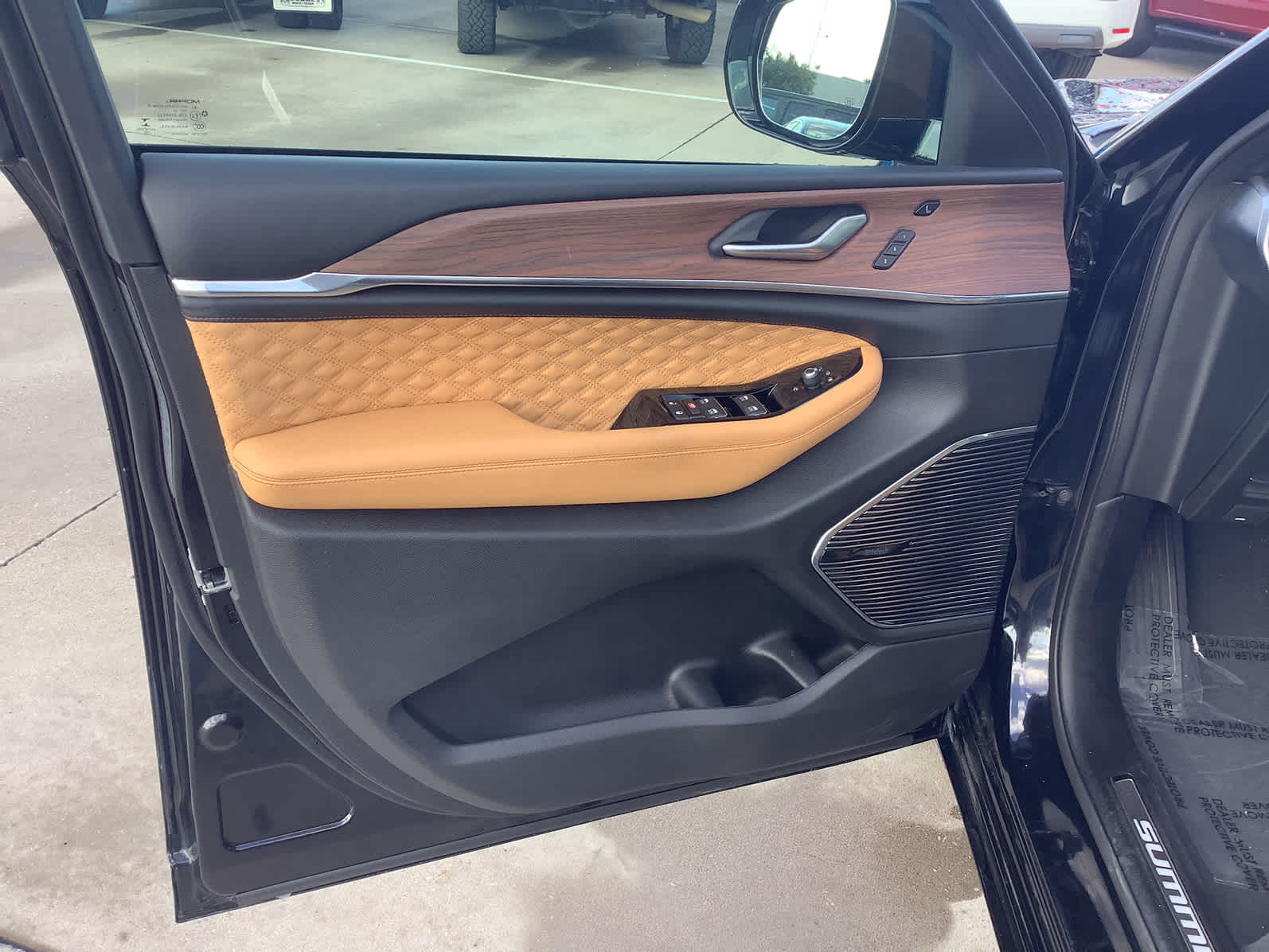 Used Car 2023 Jeep Grand Cherokee  Summit For Sale Under $50,000 In Waco, Texas