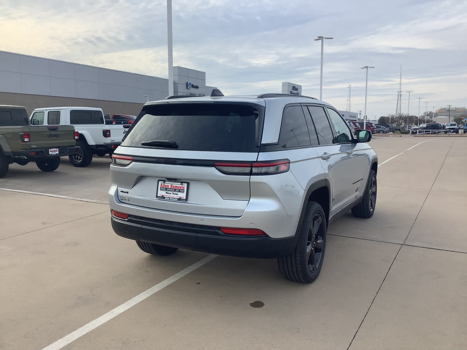 New Car 2025 Jeep Grand Cherokee  Altitude X For Sale Under $50,000 In Waco, Texas