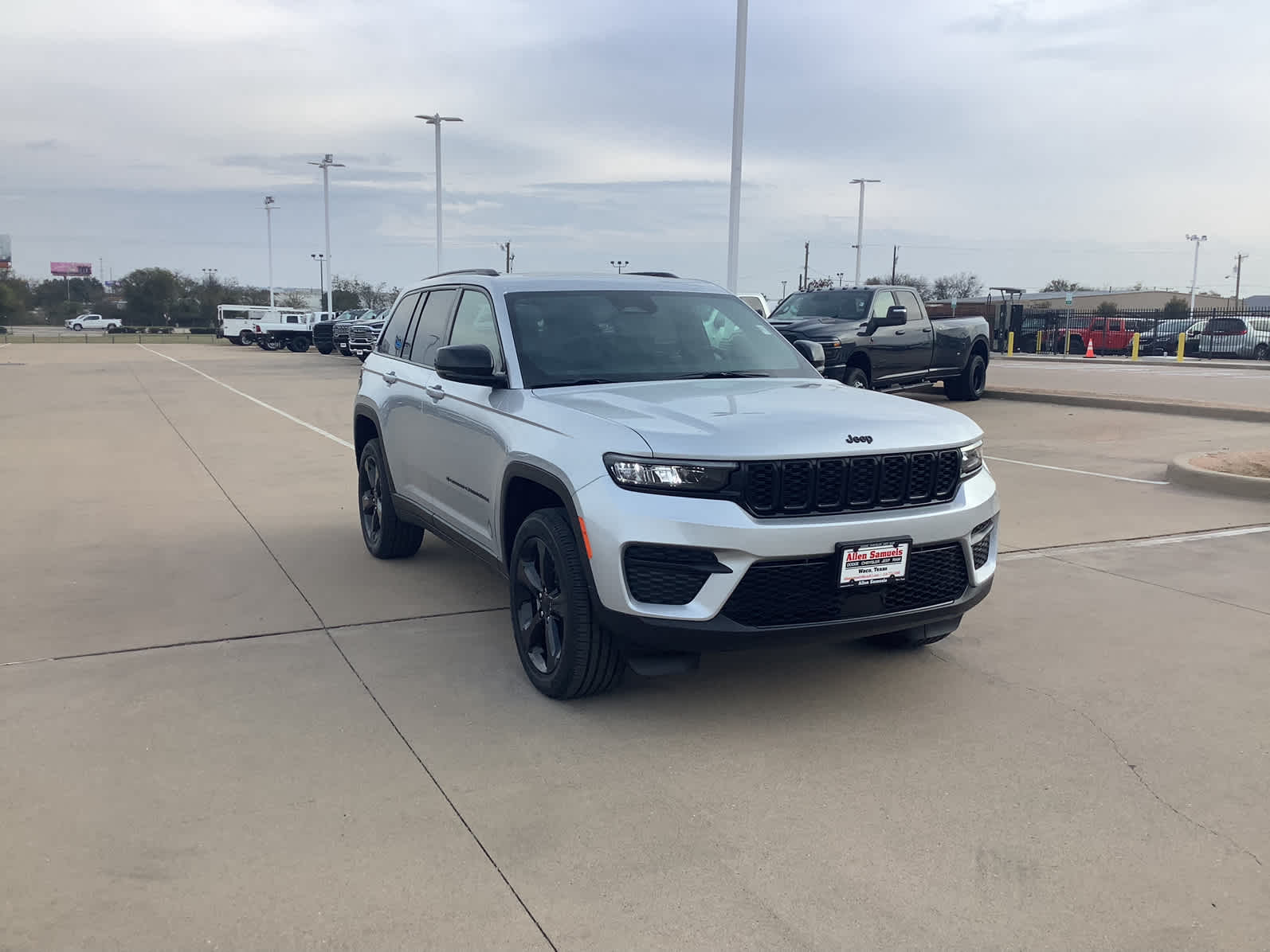 New Car 2025 Jeep Grand Cherokee  Altitude X For Sale Under $50,000 In Waco, Texas