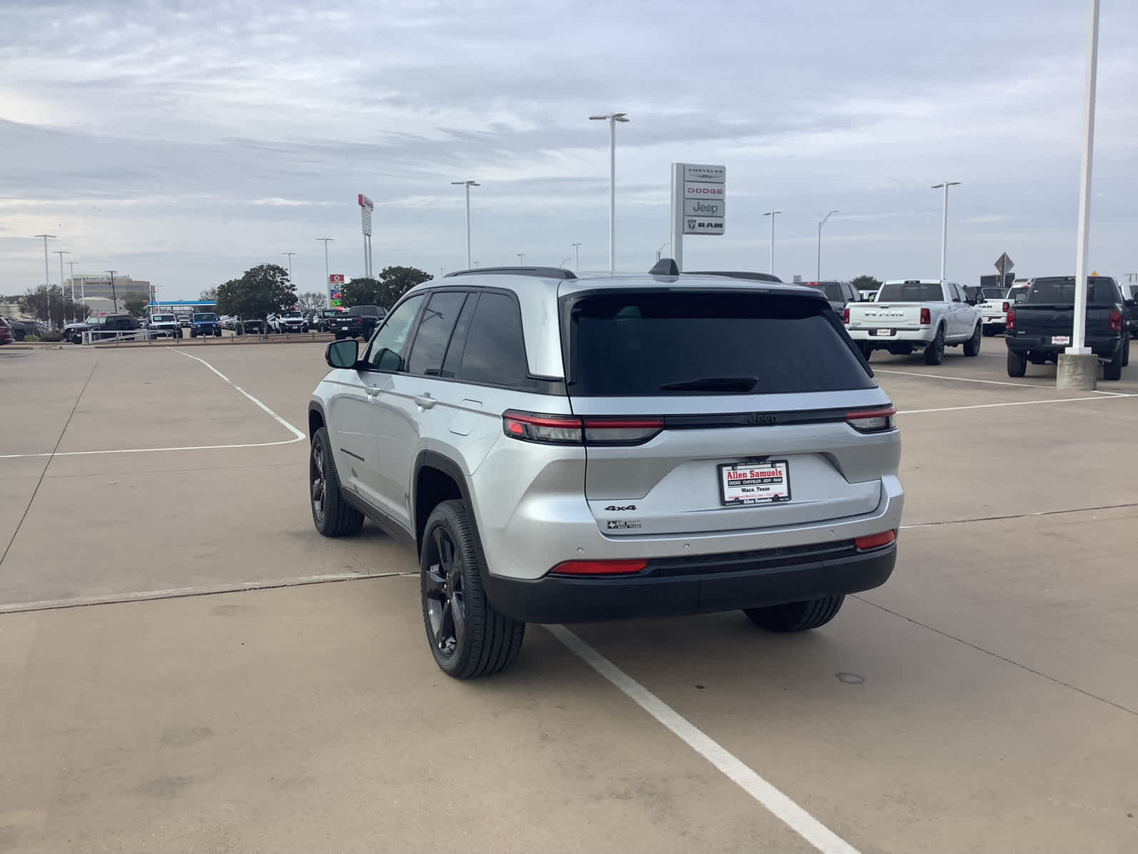 New Car 2025 Jeep Grand Cherokee  Altitude X For Sale Under $50,000 In Waco, Texas