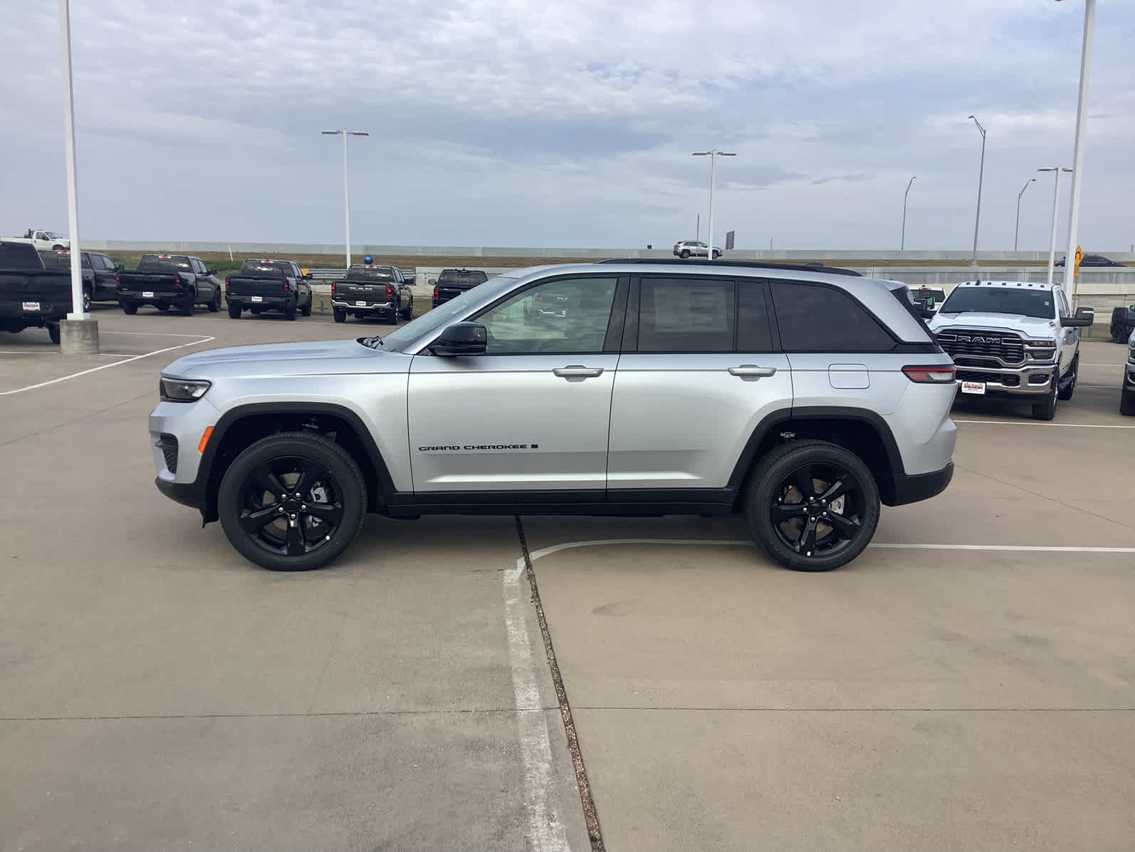 New Car 2025 Jeep Grand Cherokee  Altitude X For Sale Under $50,000 In Waco, Texas