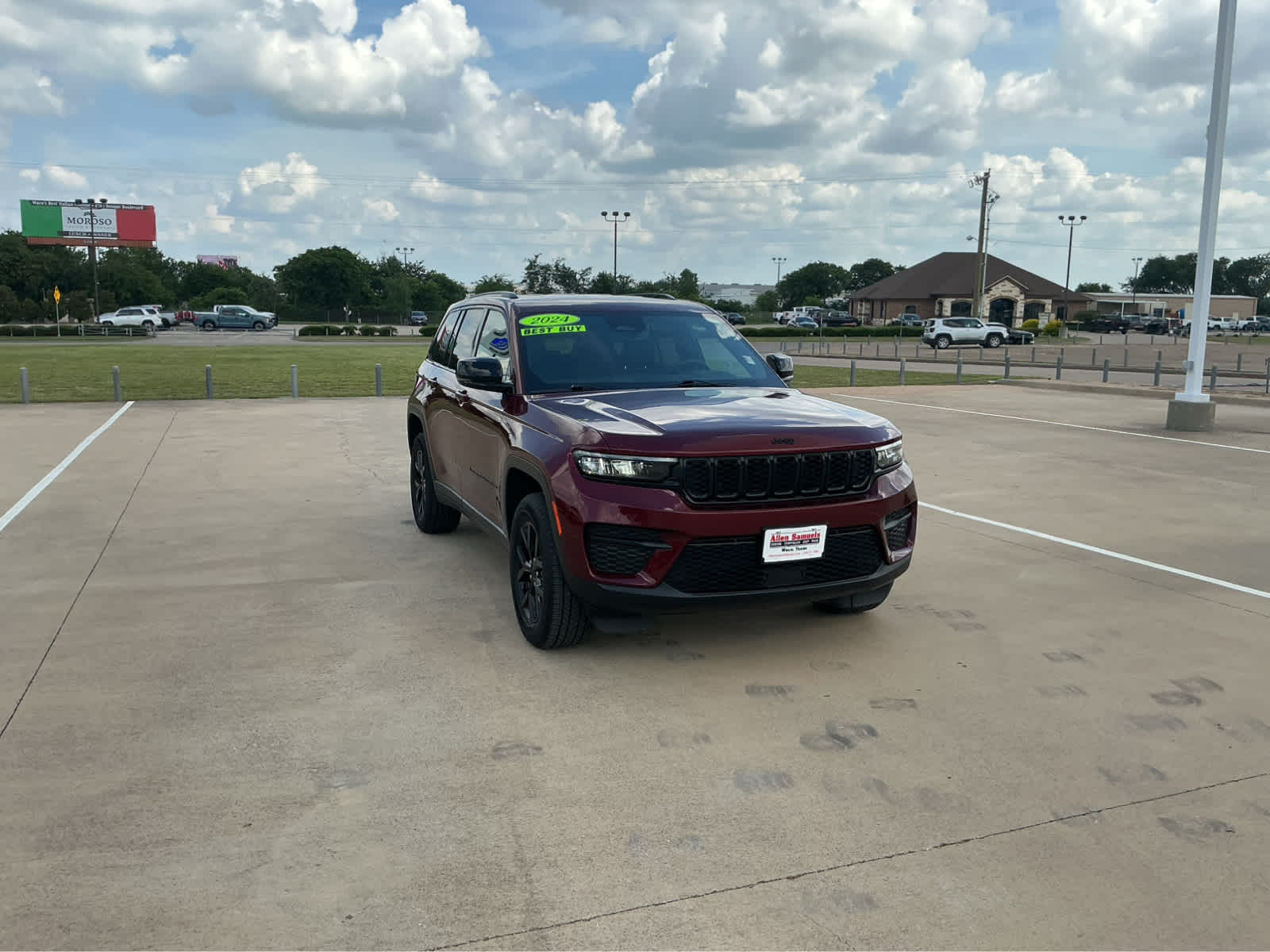Used Car 2024 Jeep Grand Cherokee  Altitude For Sale Under $35,000 In Waco, Texas