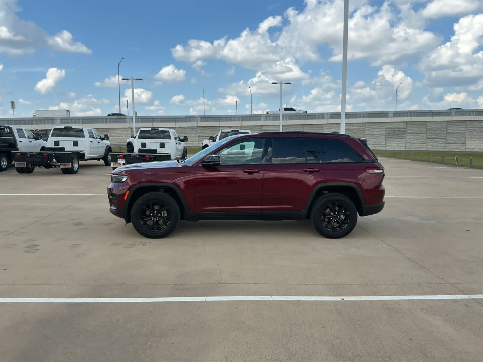Used Car 2024 Jeep Grand Cherokee  Altitude For Sale Under $35,000 In Waco, Texas