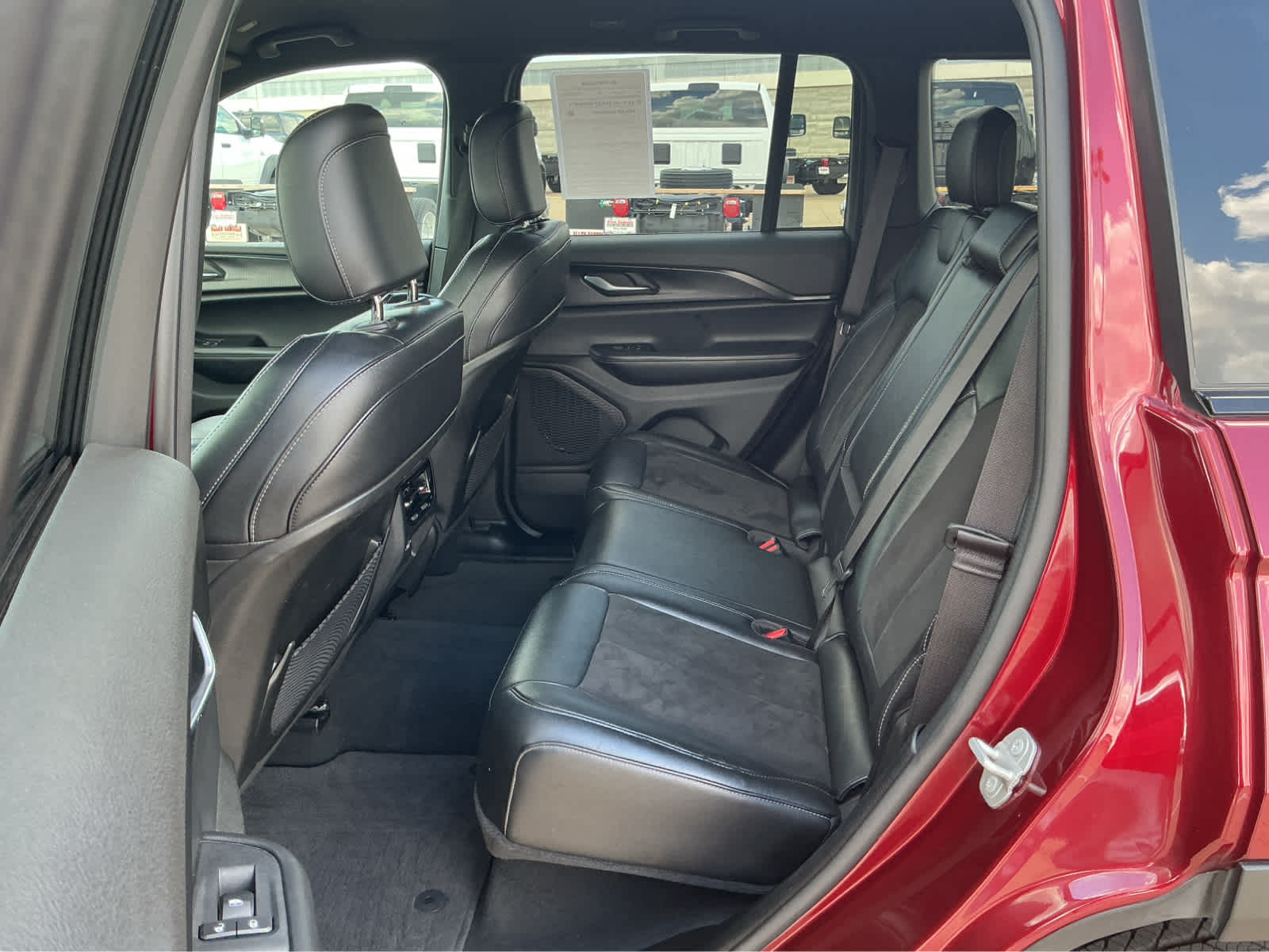 Used Car 2024 Jeep Grand Cherokee  Altitude For Sale Under $35,000 In Waco, Texas
