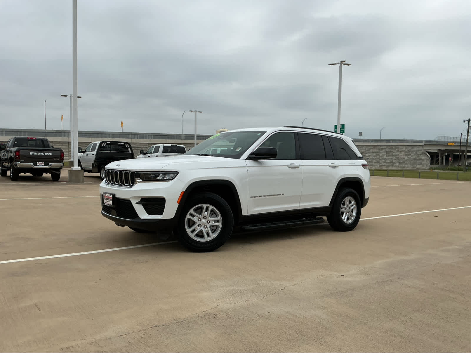Used Car 2025 Jeep Grand Cherokee  Laredo For Sale Under $40,000 In Waco, Texas