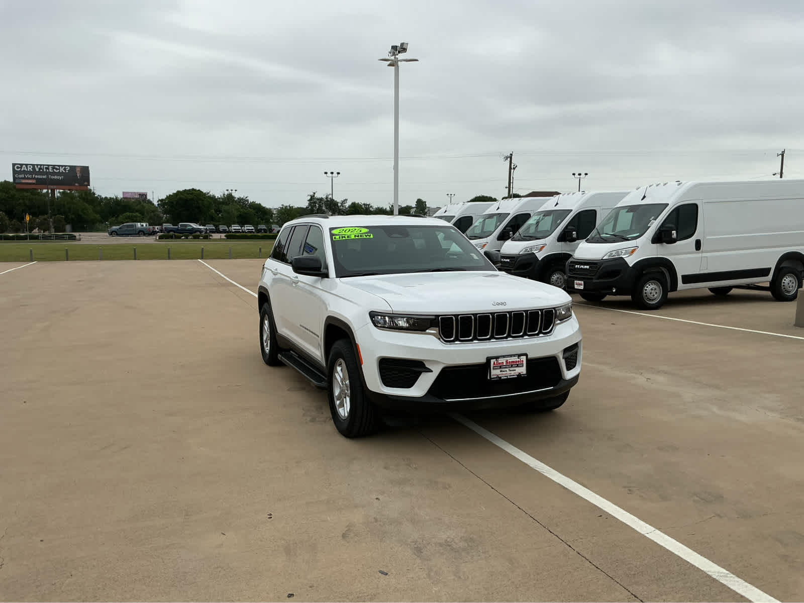 Used Car 2025 Jeep Grand Cherokee  Laredo For Sale Under $40,000 In Waco, Texas