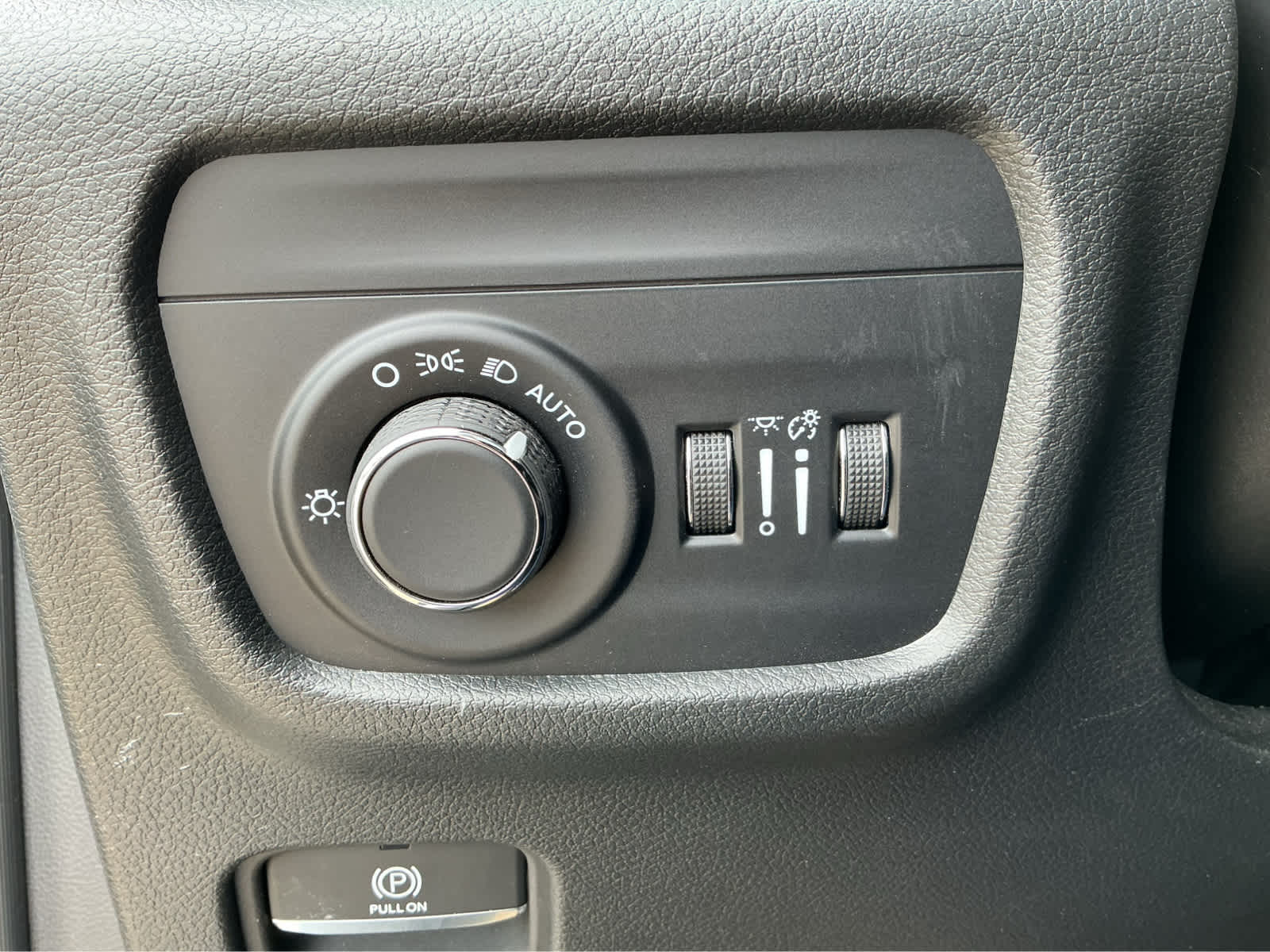 Used Car 2025 Jeep Grand Cherokee  Laredo For Sale Under $40,000 In Waco, Texas