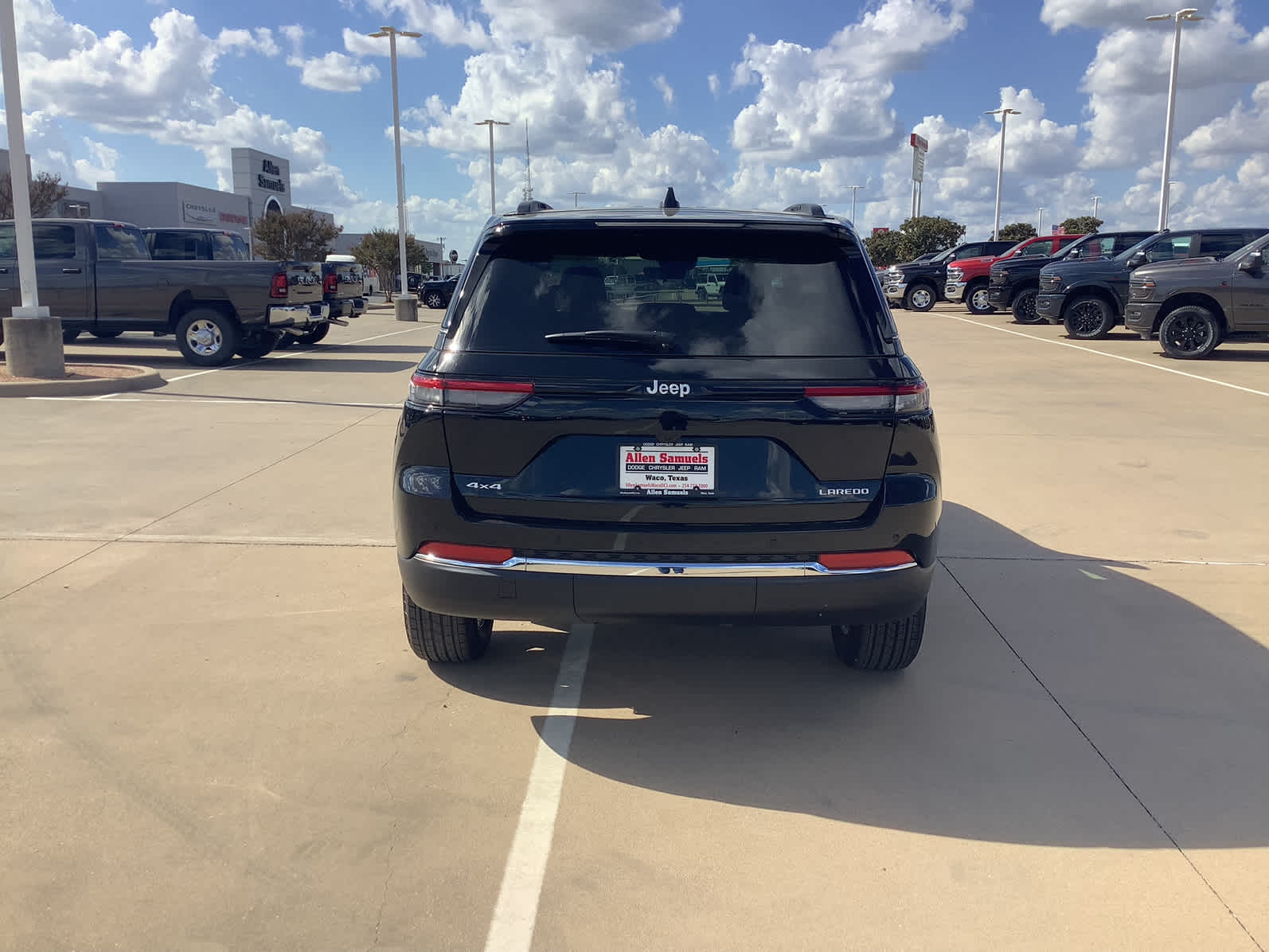 New Car 2025 Jeep Grand Cherokee  Laredo For Sale Under $50,000 In Waco, Texas