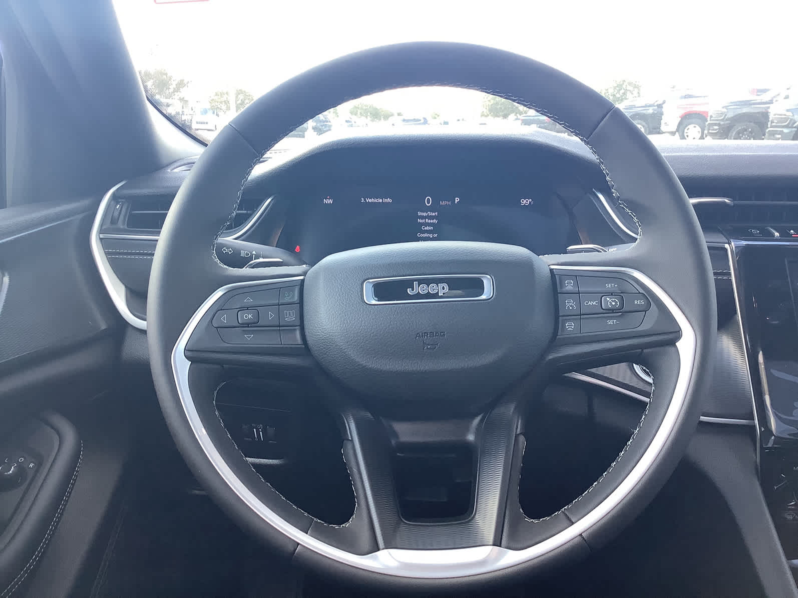 New Car 2025 Jeep Grand Cherokee  Laredo For Sale Under $50,000 In Waco, Texas