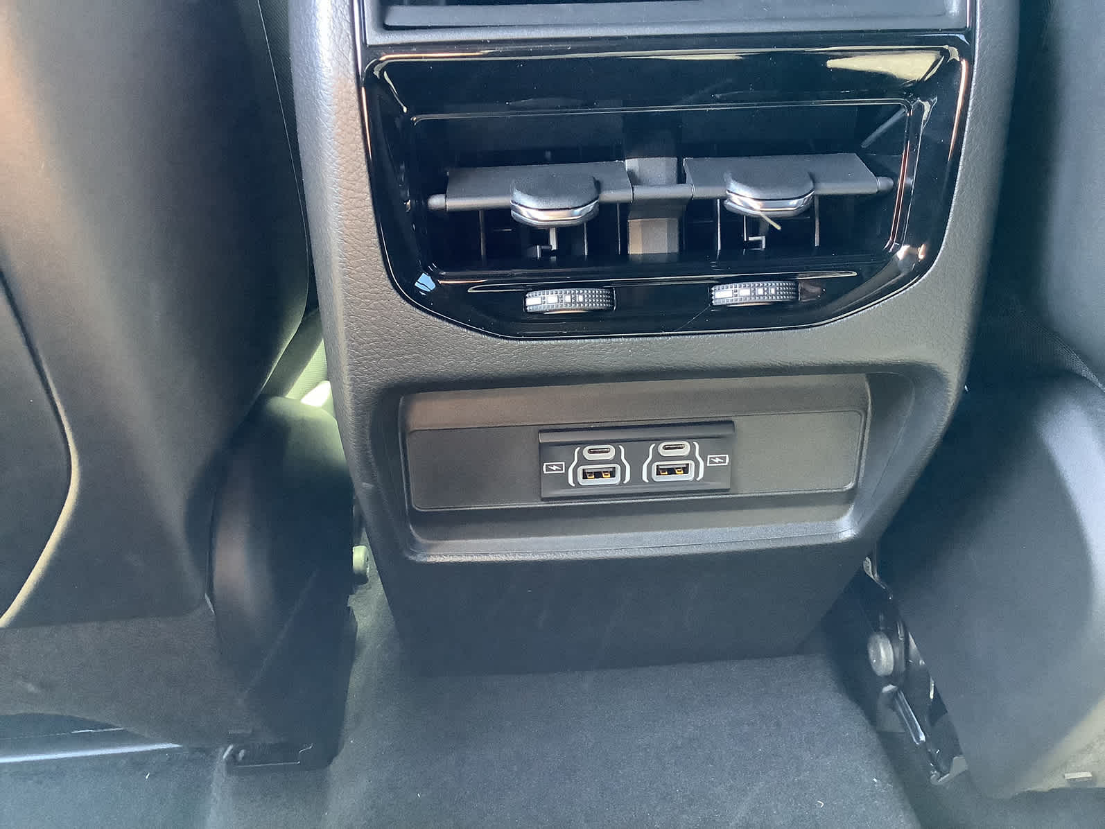 New Car 2025 Jeep Grand Cherokee  Laredo For Sale Under $40,000 In Waco, Texas