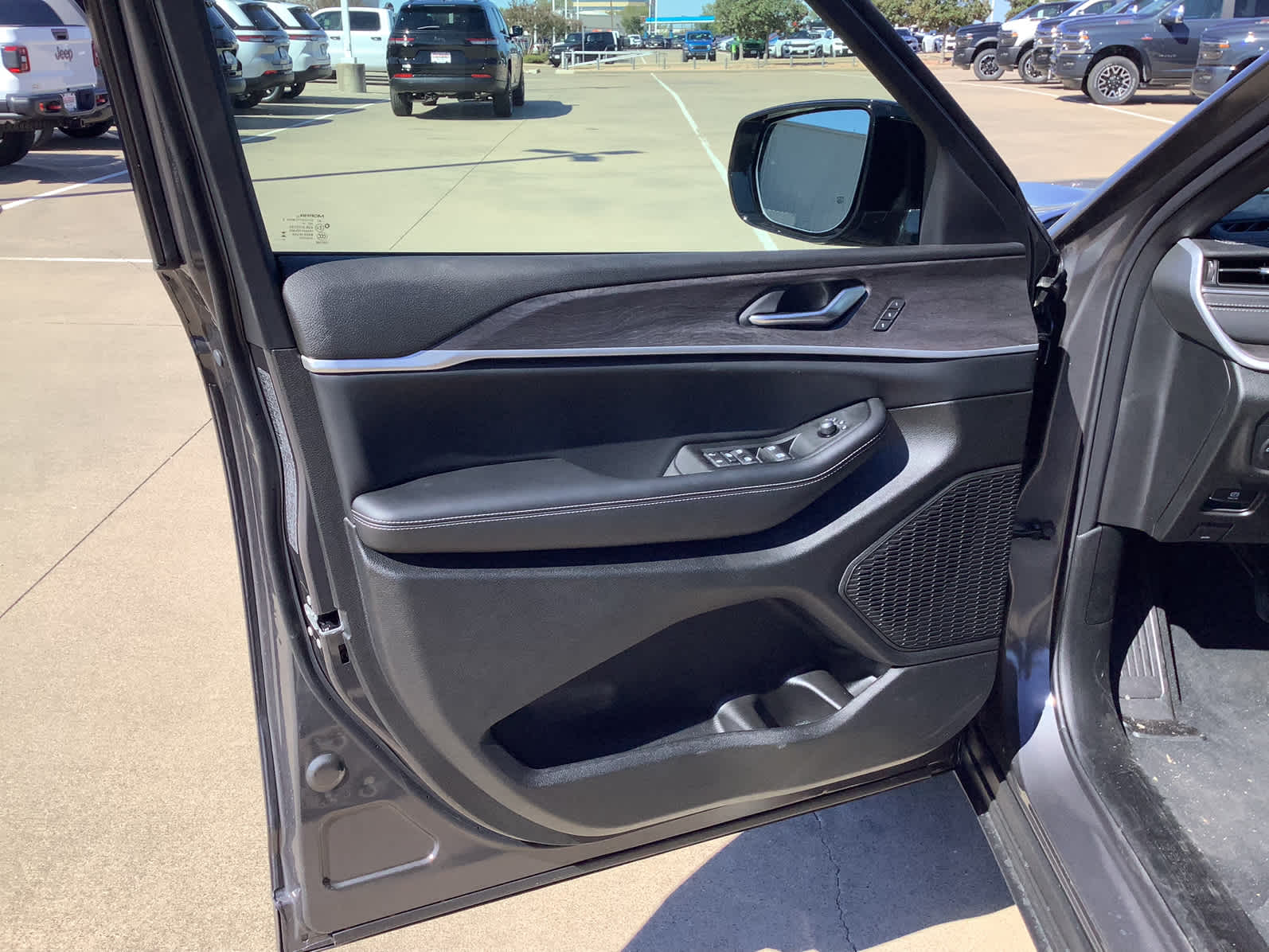 New Car 2025 Jeep Grand Cherokee  Limited For Sale Under $50,000 In Waco, Texas