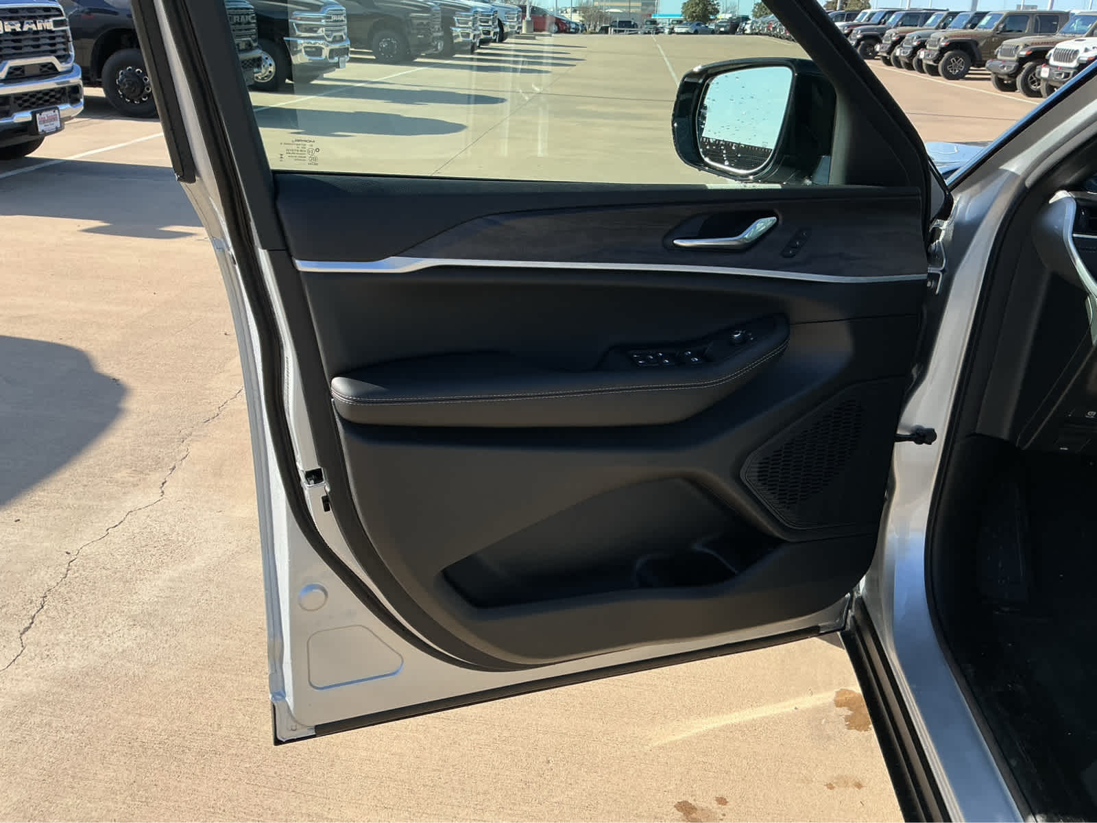 New Car 2025 Jeep Grand Cherokee  Limited For Sale Under $60,000 In Waco, Texas