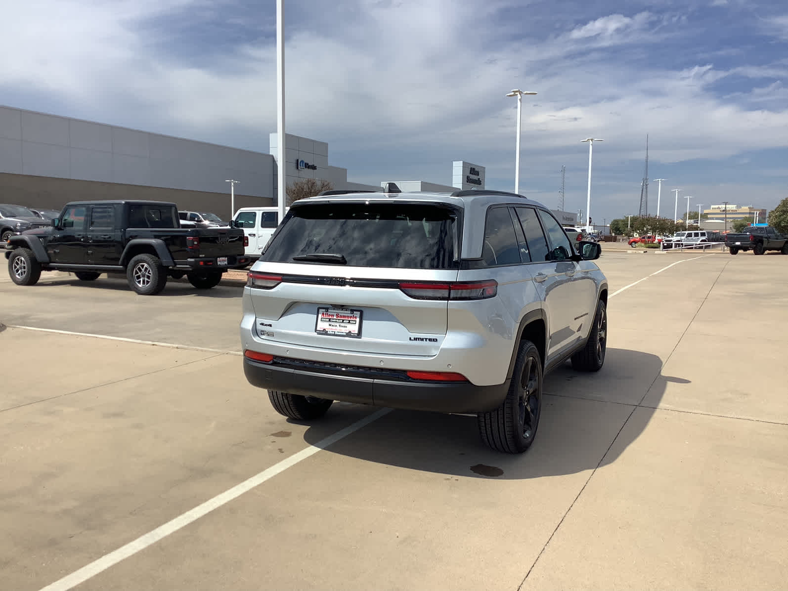 New Car 2025 Jeep Grand Cherokee  Limited For Sale Under $50,000 In Waco, Texas